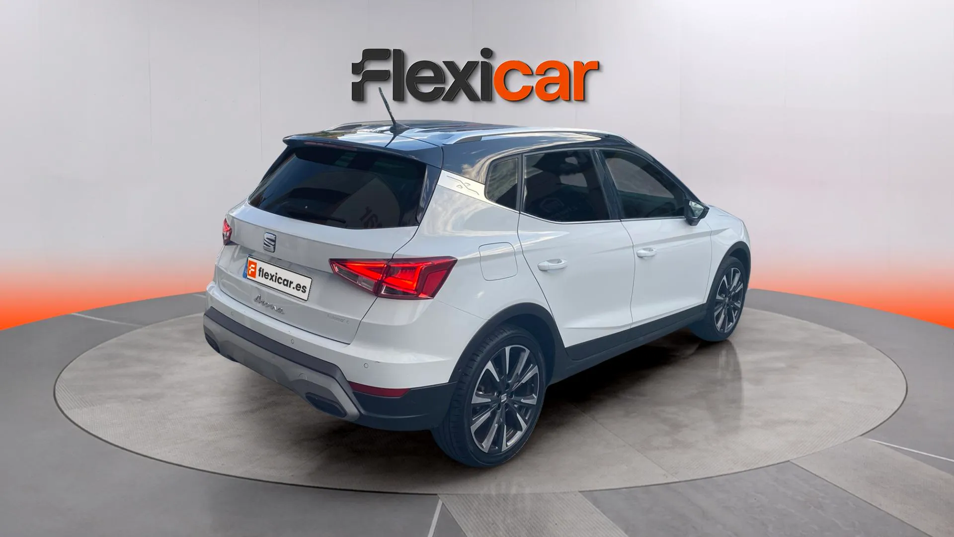 SEAT Arona 1.5 TSI DSG FR XL - foto 7