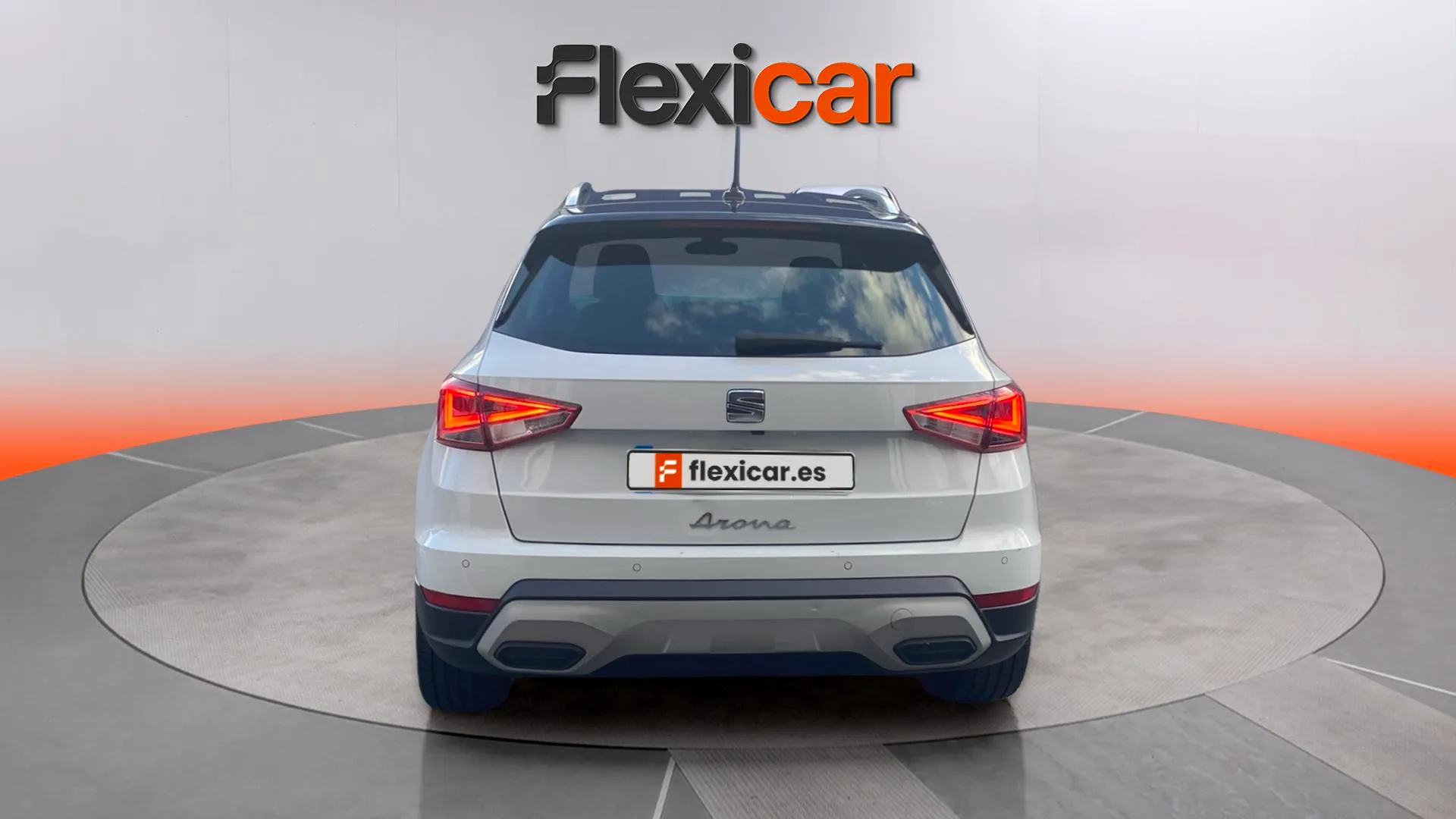 SEAT Arona 1.5 TSI DSG FR XL - foto 6