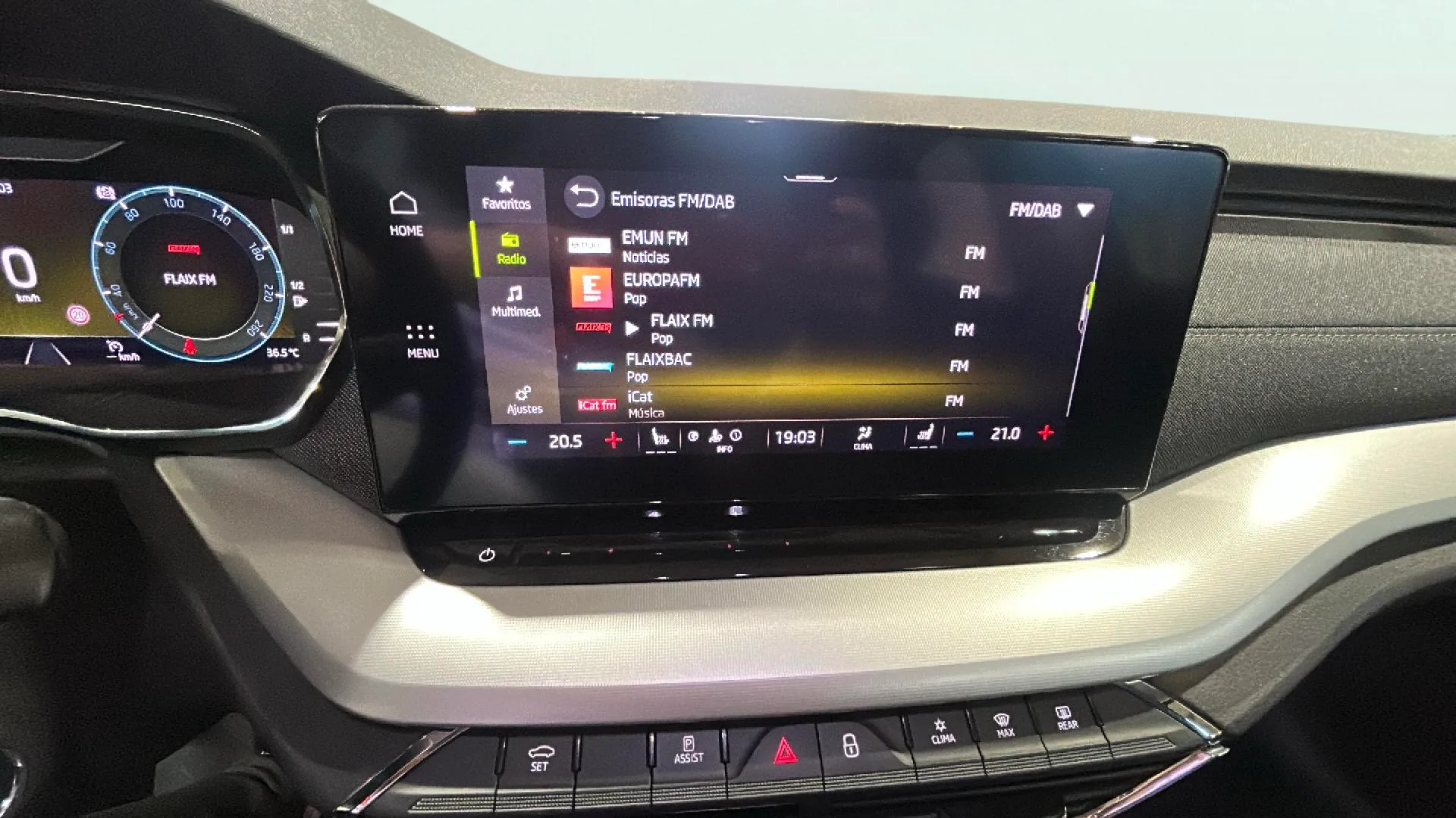 Škoda Octavia 2.0 TDI Ambition Plus - foto 20