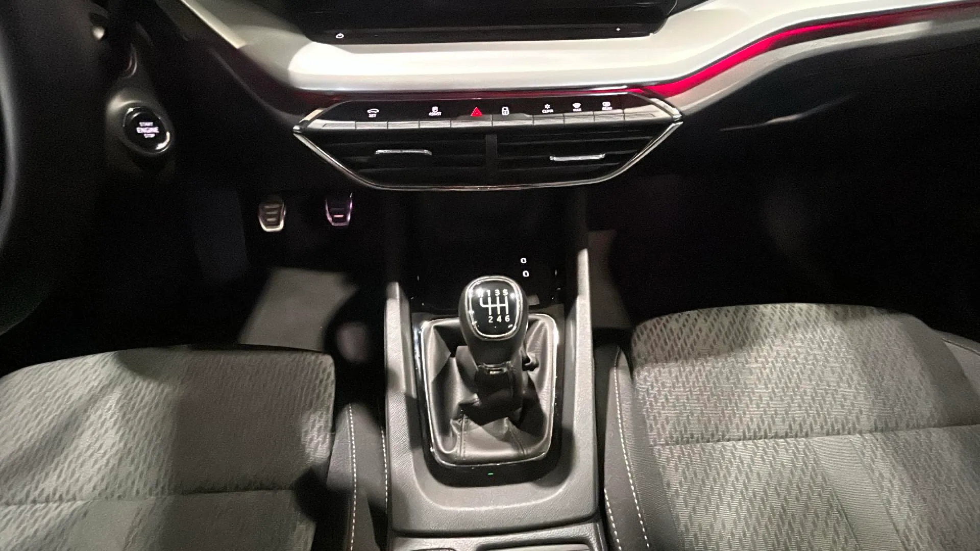 Škoda Octavia 2.0 TDI Ambition Plus - foto 19