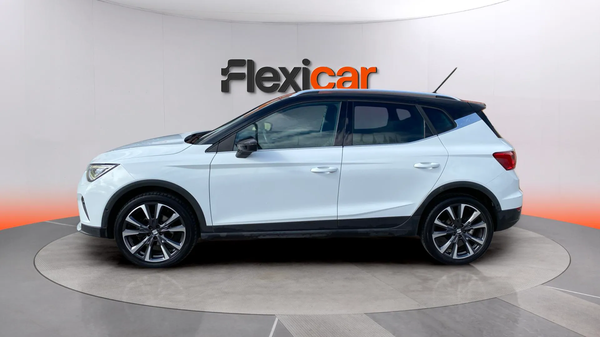 SEAT Arona 1.5 TSI DSG FR Special Ed - foto 4