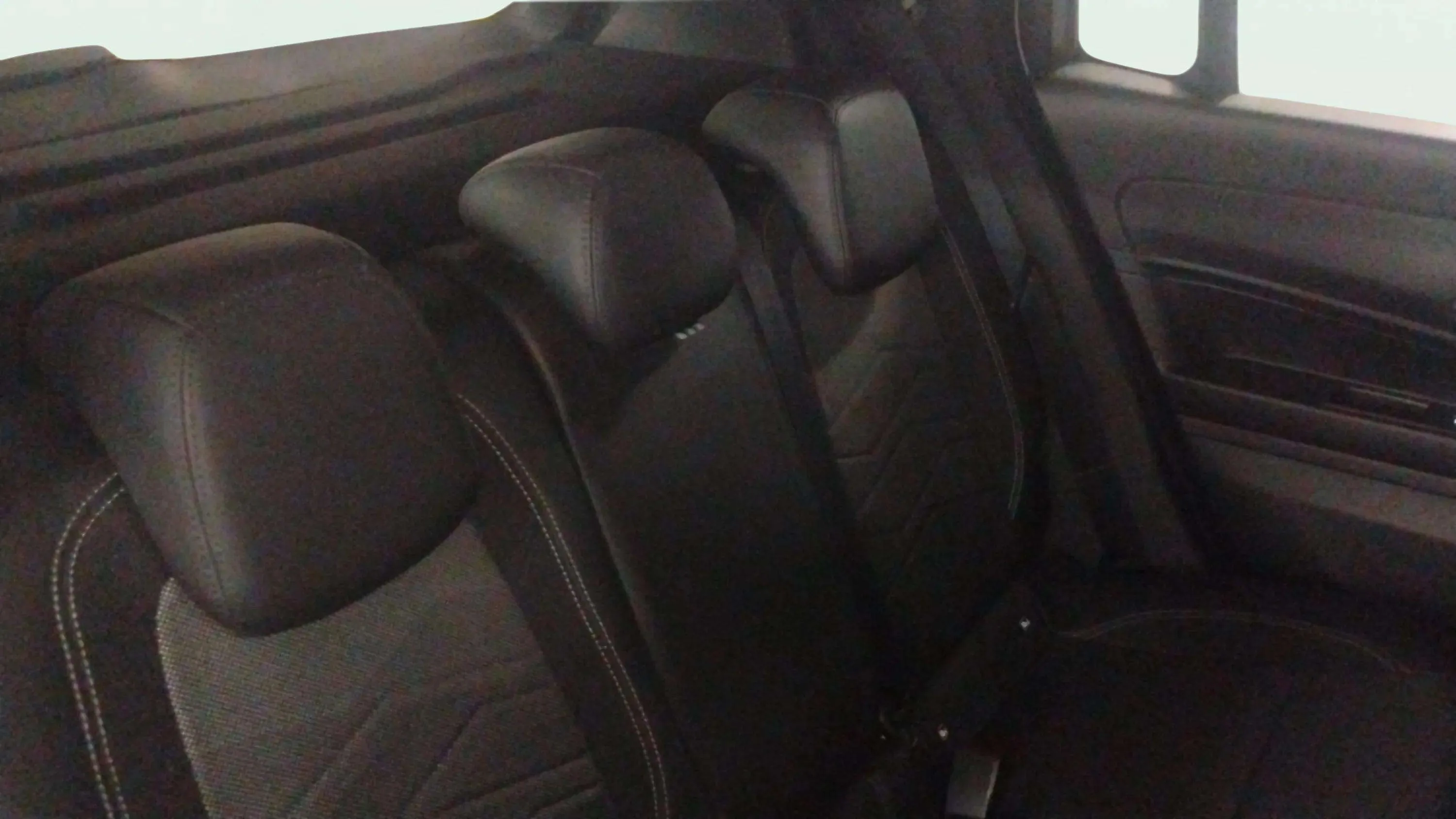 Jeep Avenger 1.2 G Altitude - foto 17