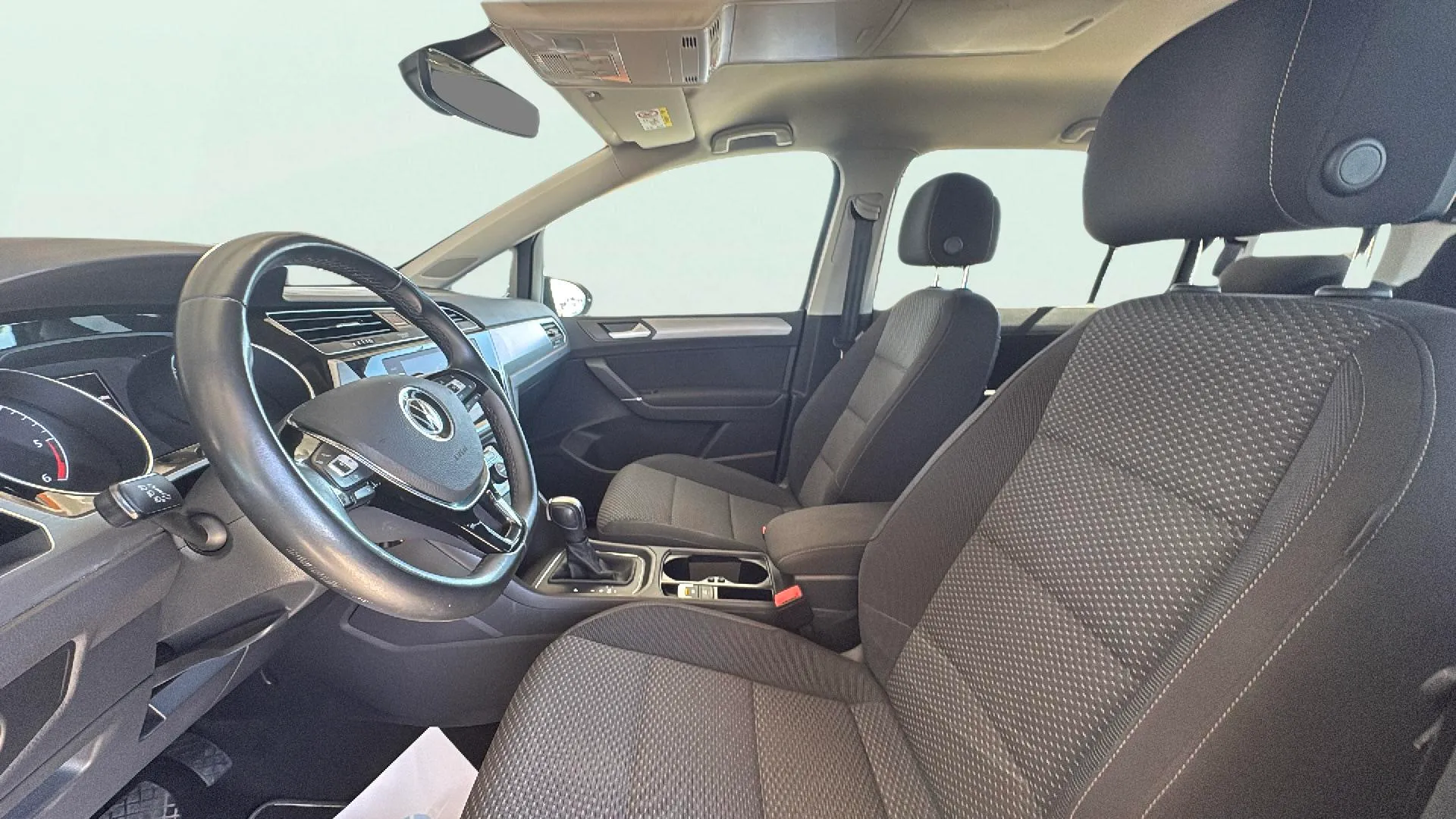 Volkswagen Touran Advance 2.0 TDI DSG - foto 18