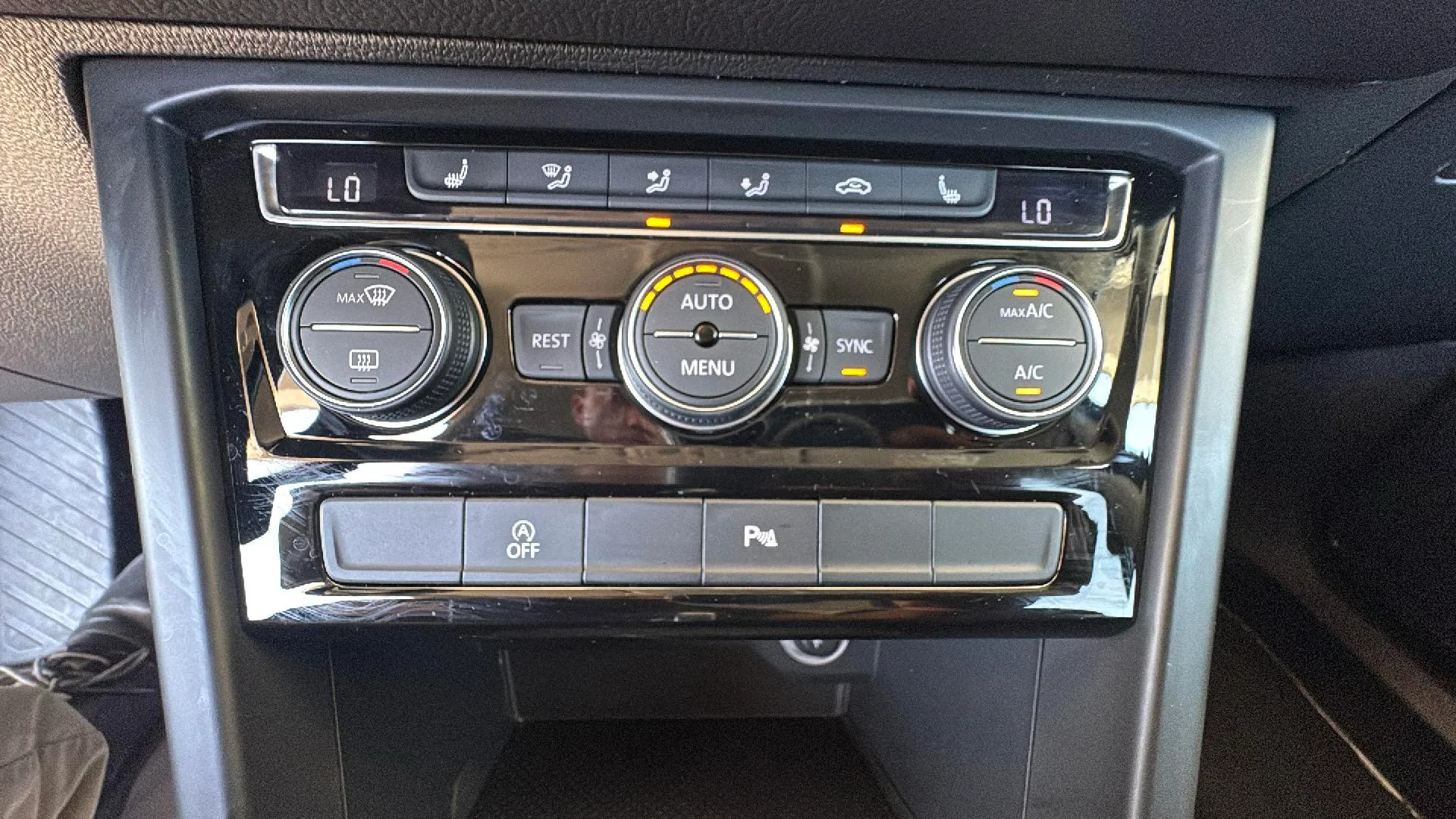 Volkswagen Touran Advance 2.0 TDI DSG - foto 22