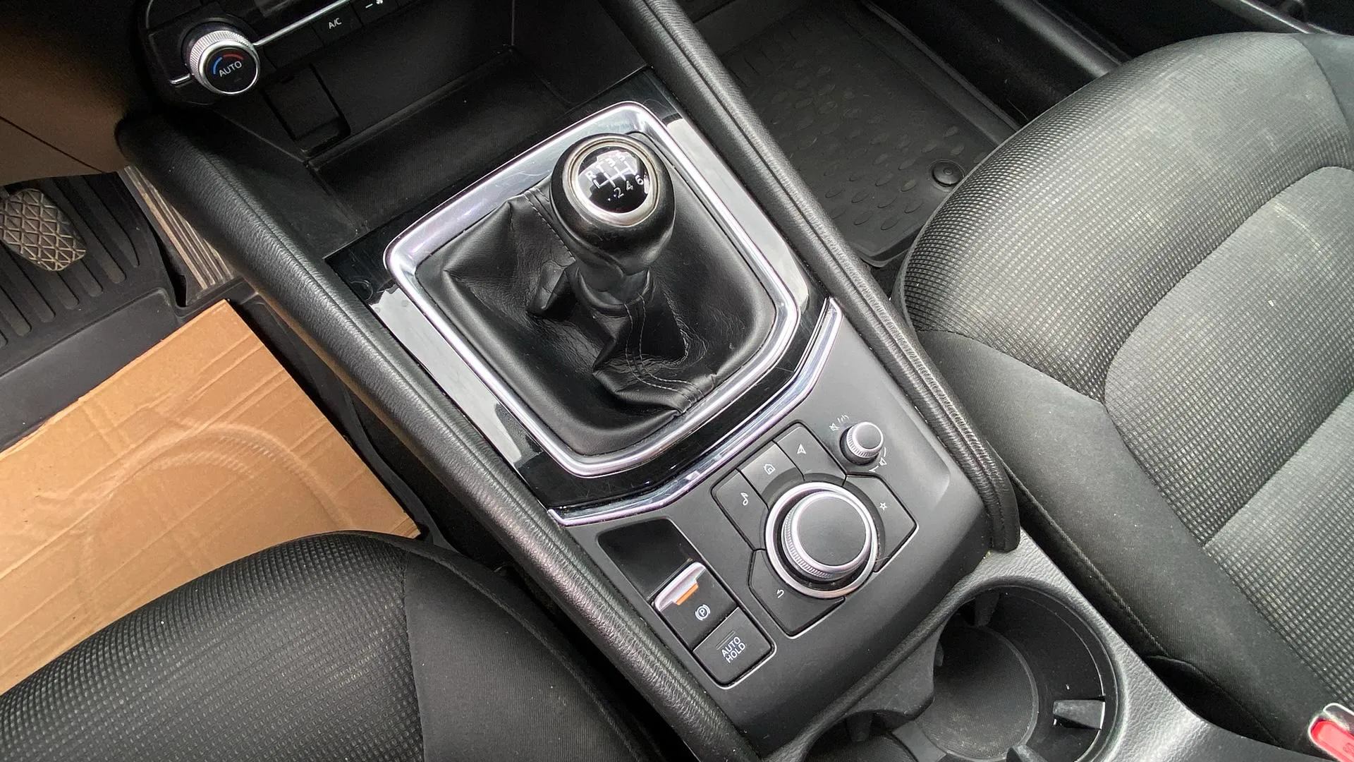 Mazda CX-5 2.2 DE Newground - foto 19