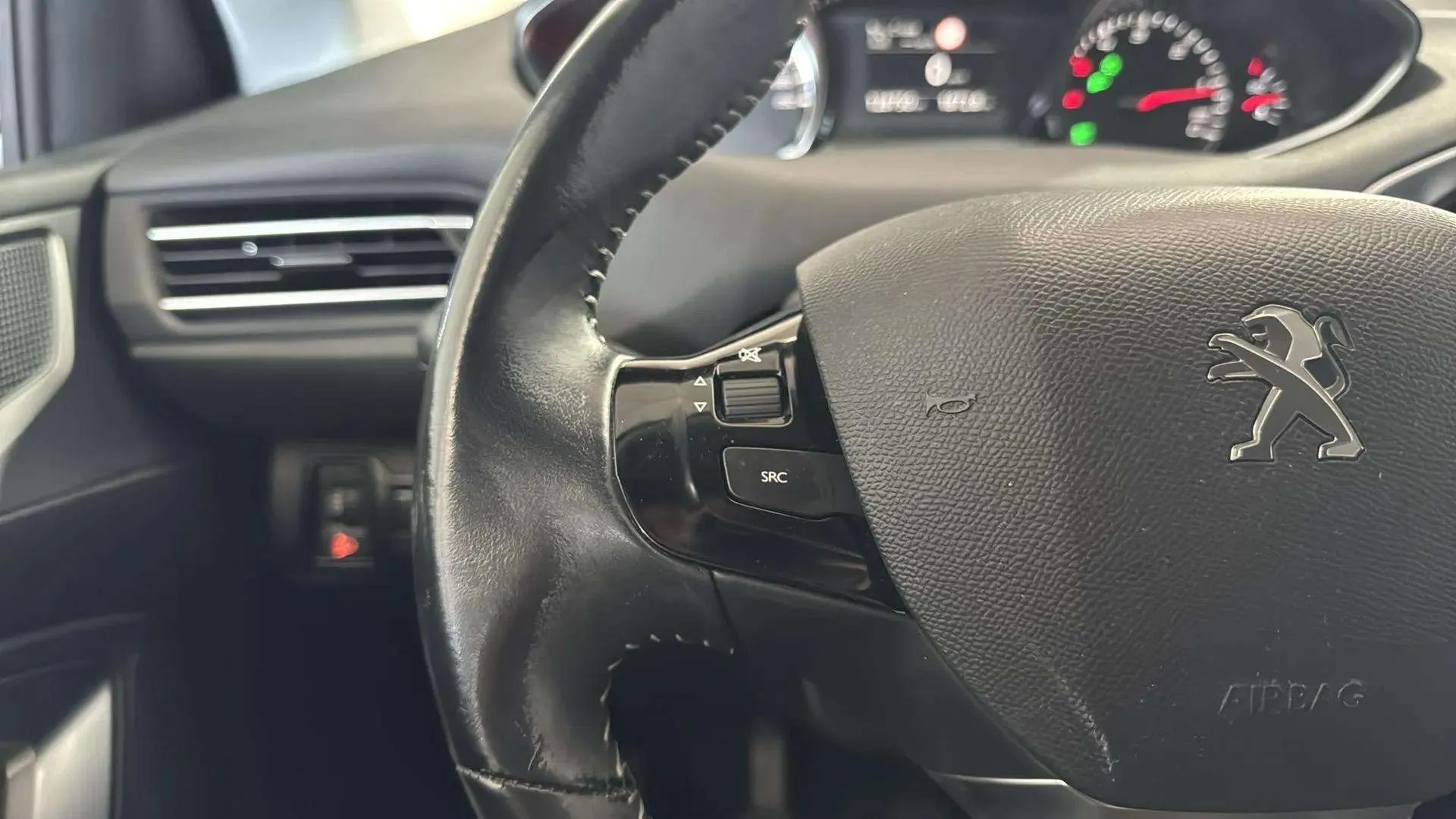 Peugeot 308 Allure 1.5 BlueHDi - foto 16