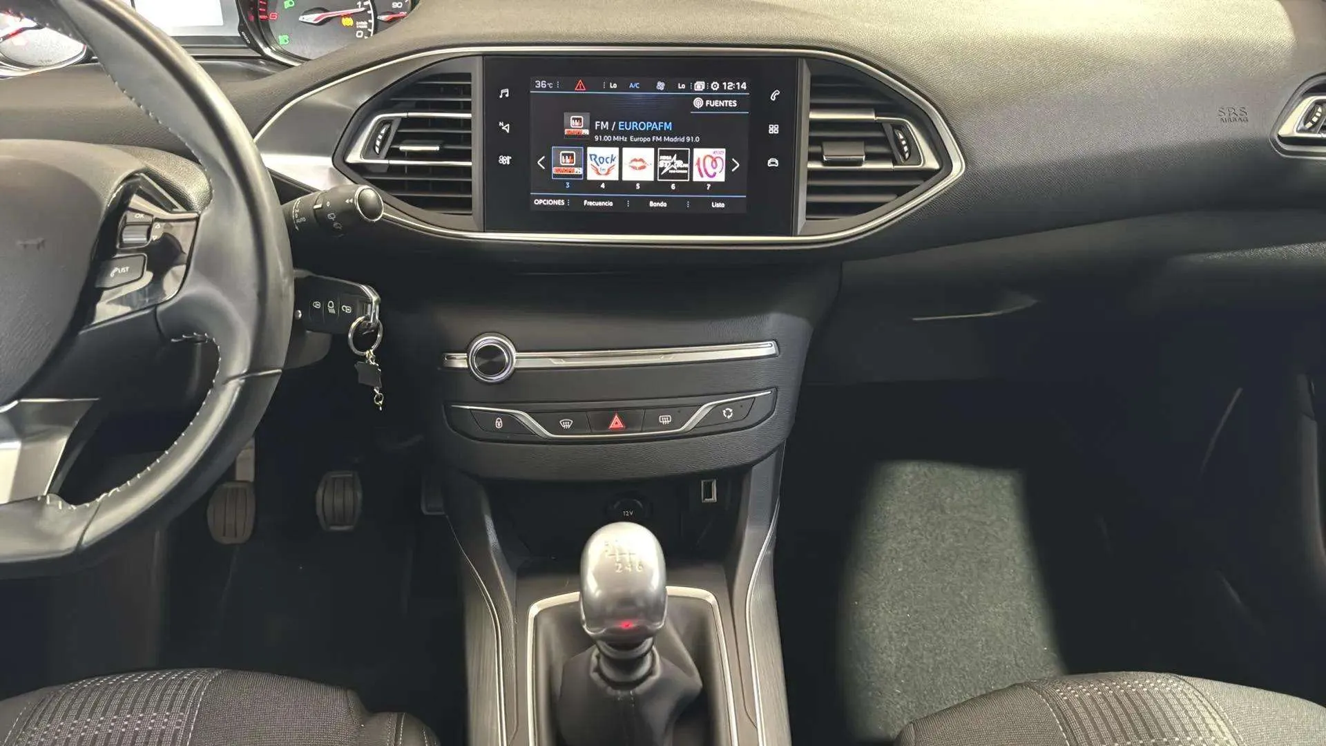 Peugeot 308 Allure 1.5 BlueHDi - foto 12