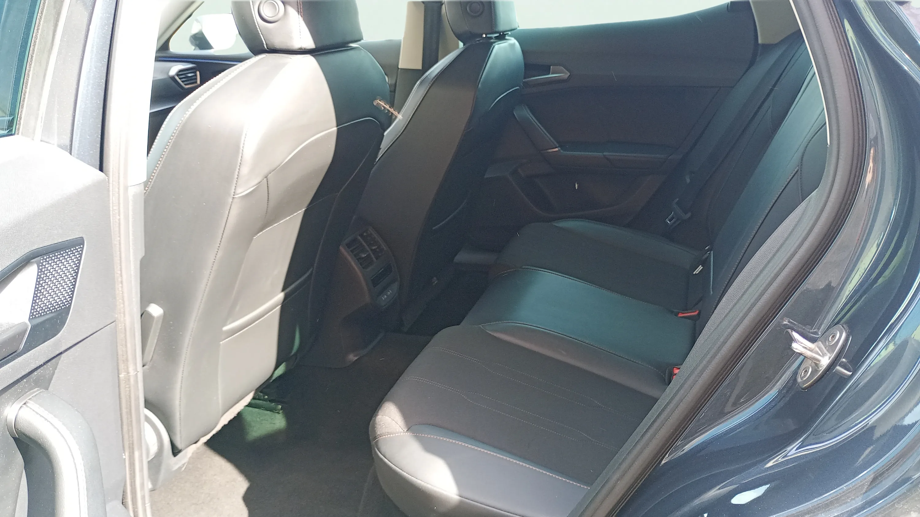 Cupra Formentor 1.5 TSI - foto 22