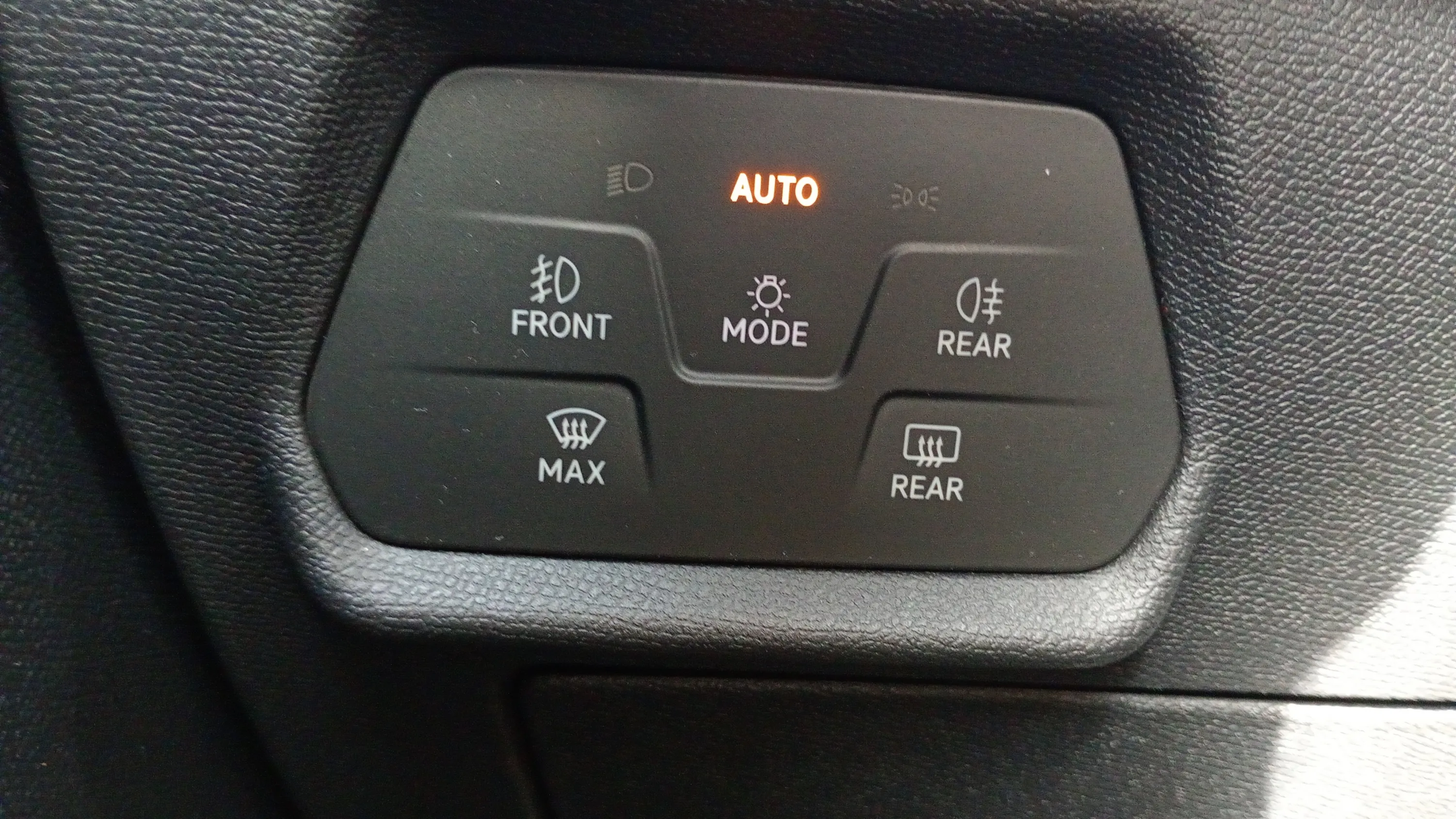 Cupra Formentor 1.5 TSI - foto 13