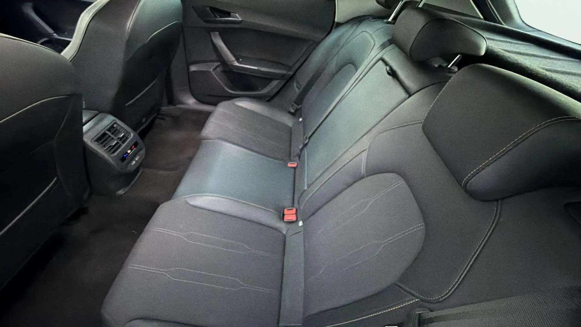 Cupra Formentor 1.5 TSI - foto 17