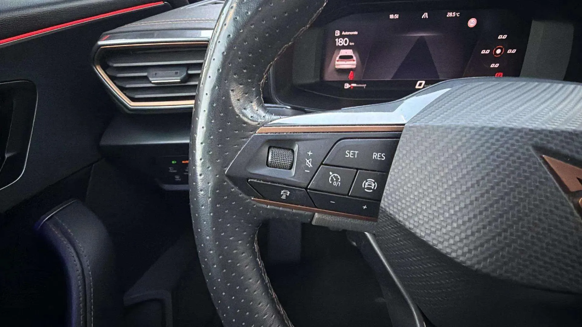 Cupra Formentor 1.5 TSI - foto 13