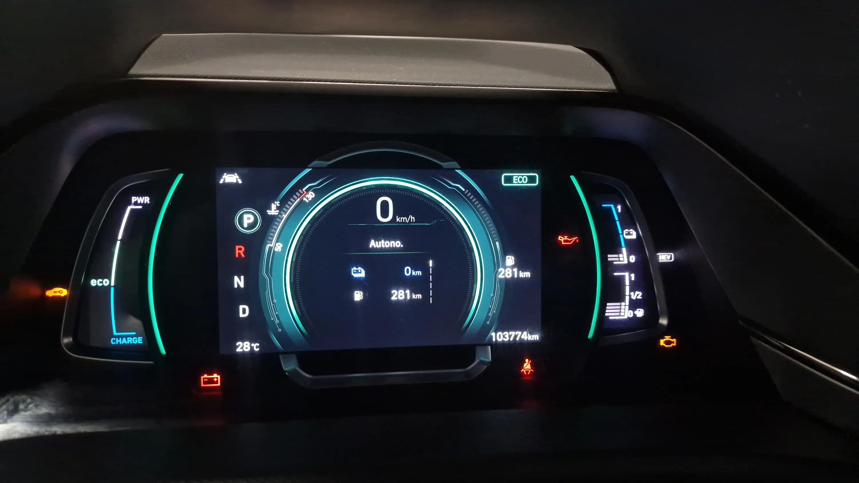 Hyundai Ioniq 1.6 GDI PHEV Klass DCT - foto 9