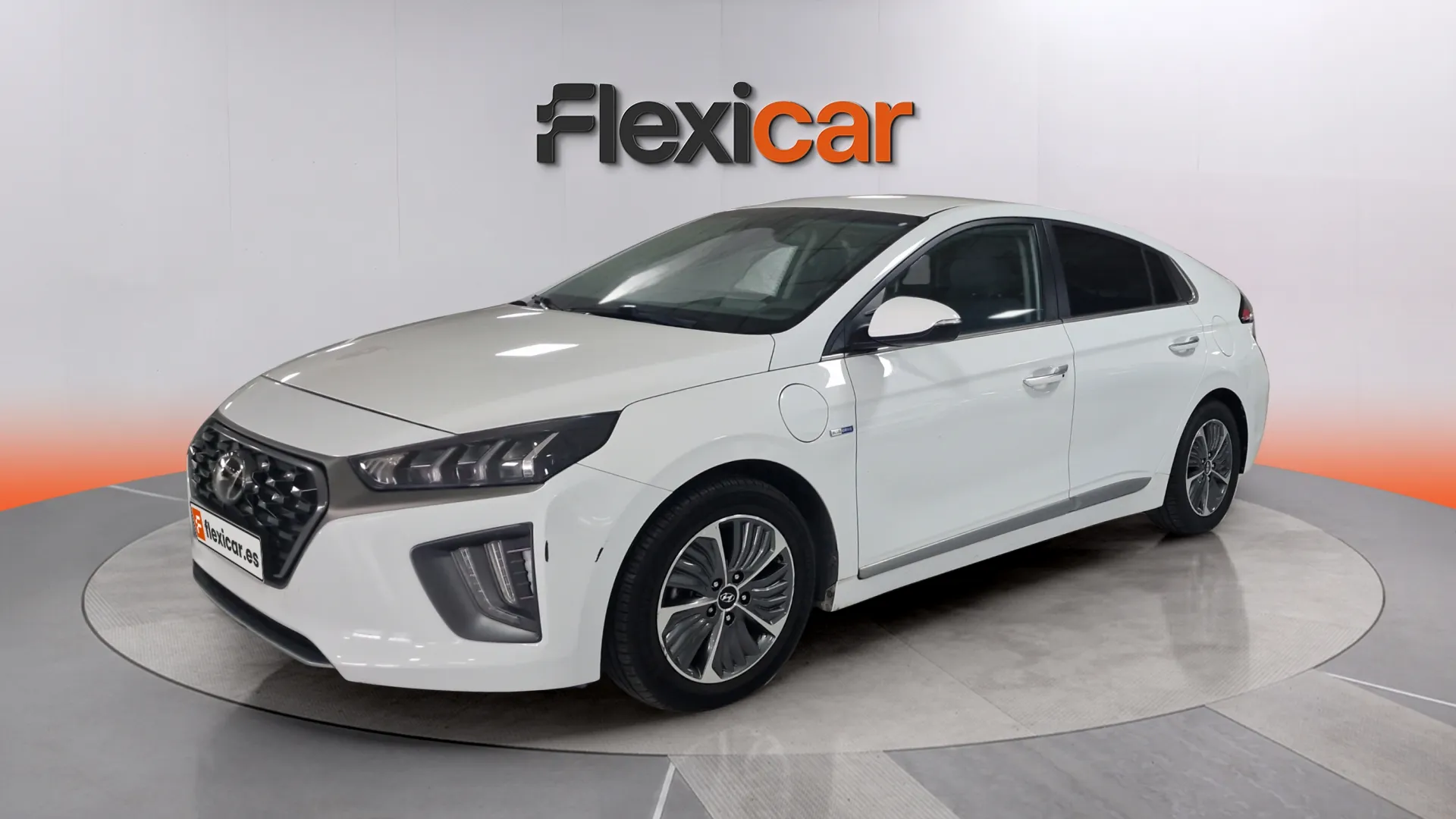 Hyundai Ioniq 1.6 GDI PHEV Klass DCT - foto 3