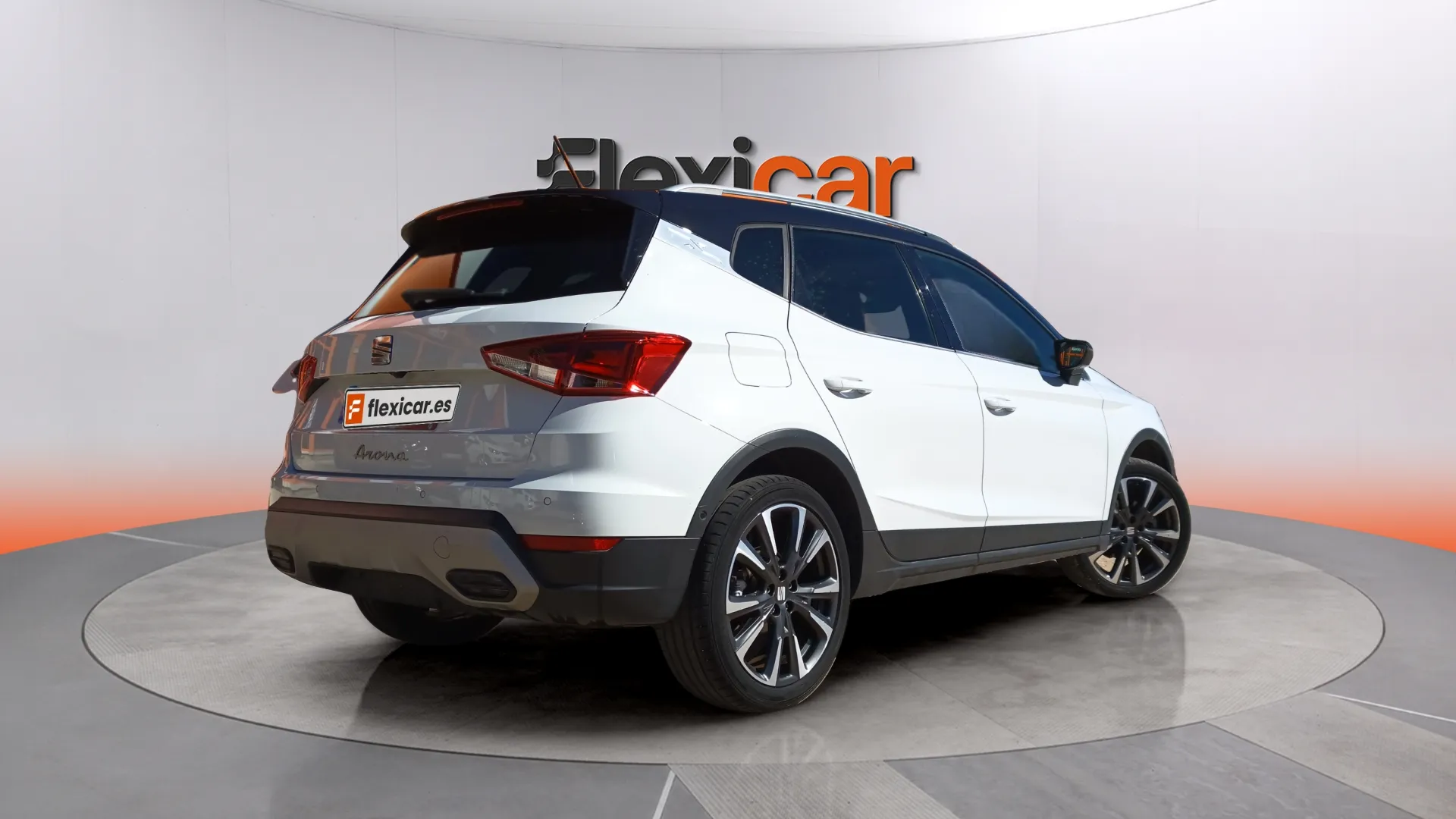 SEAT Arona 1.0 TSI DSG FR XL - foto 4
