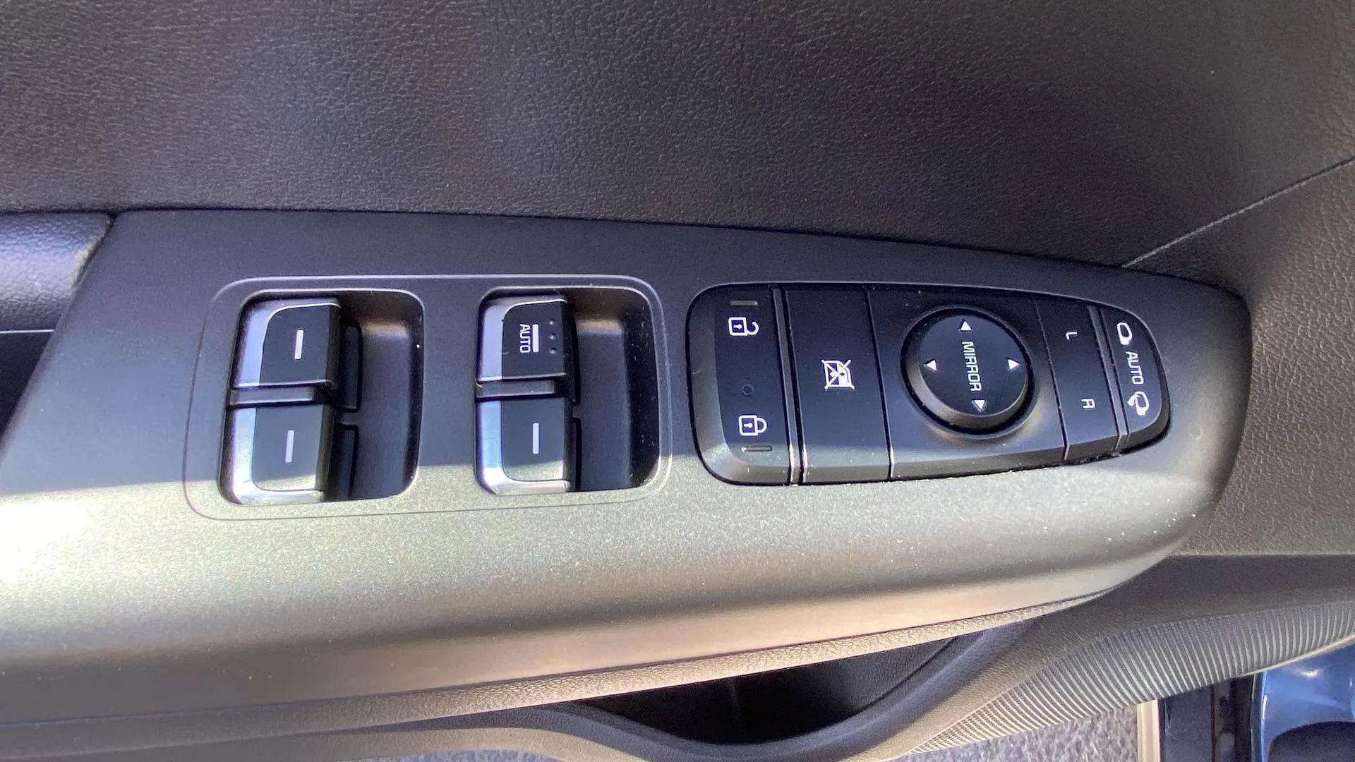 Kia Sportage 1.6 CRDi Business DCT 4x2 - foto 21