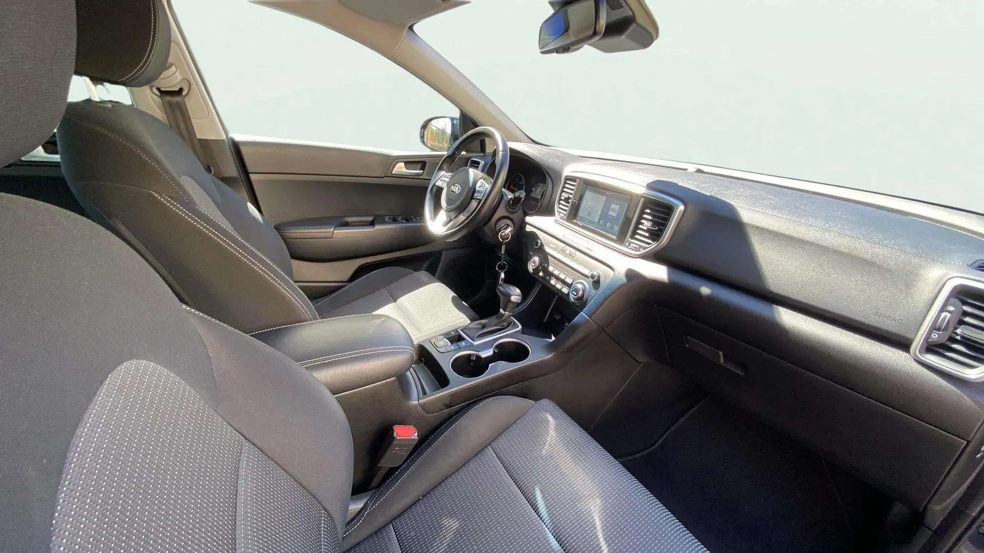 Kia Sportage 1.6 CRDi Business DCT 4x2 - foto 17