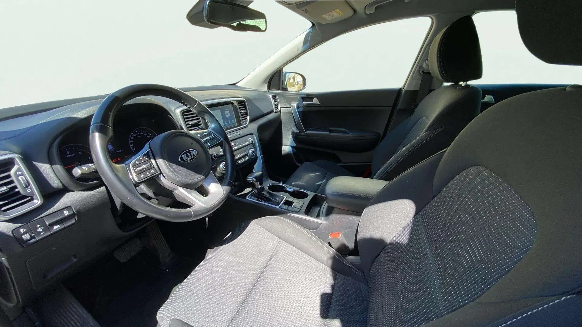 Kia Sportage 1.6 CRDi Business DCT 4x2 - foto 13