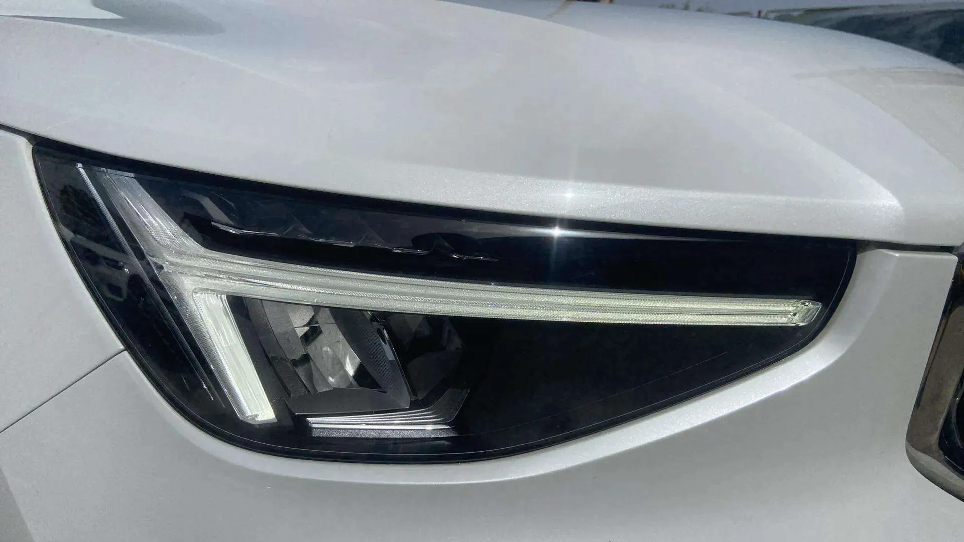 Volvo XC40 1.5 T5 Recharge PHEV Bright - foto 9