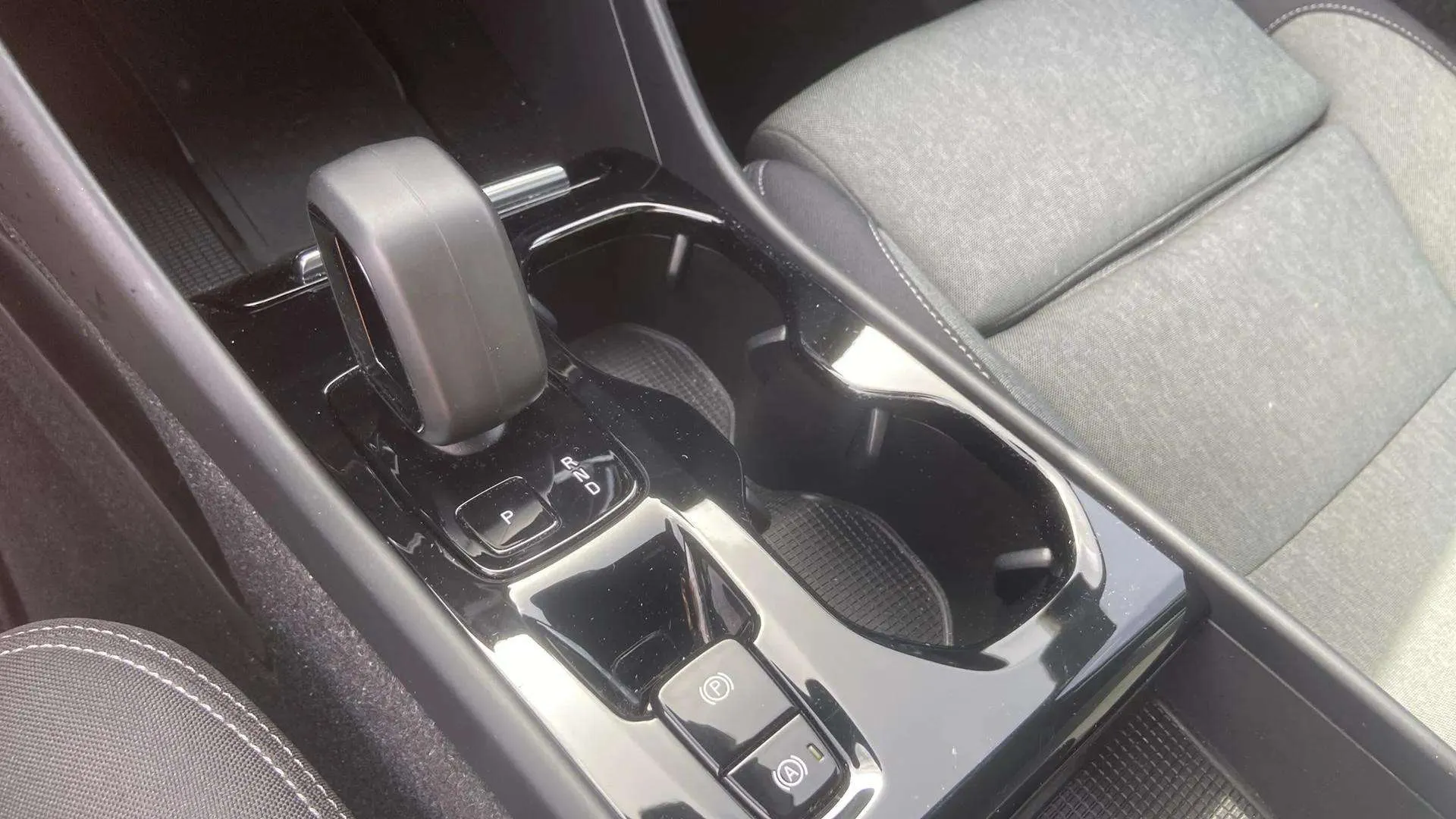 Volvo XC40 1.5 T5 Recharge PHEV Bright - foto 20