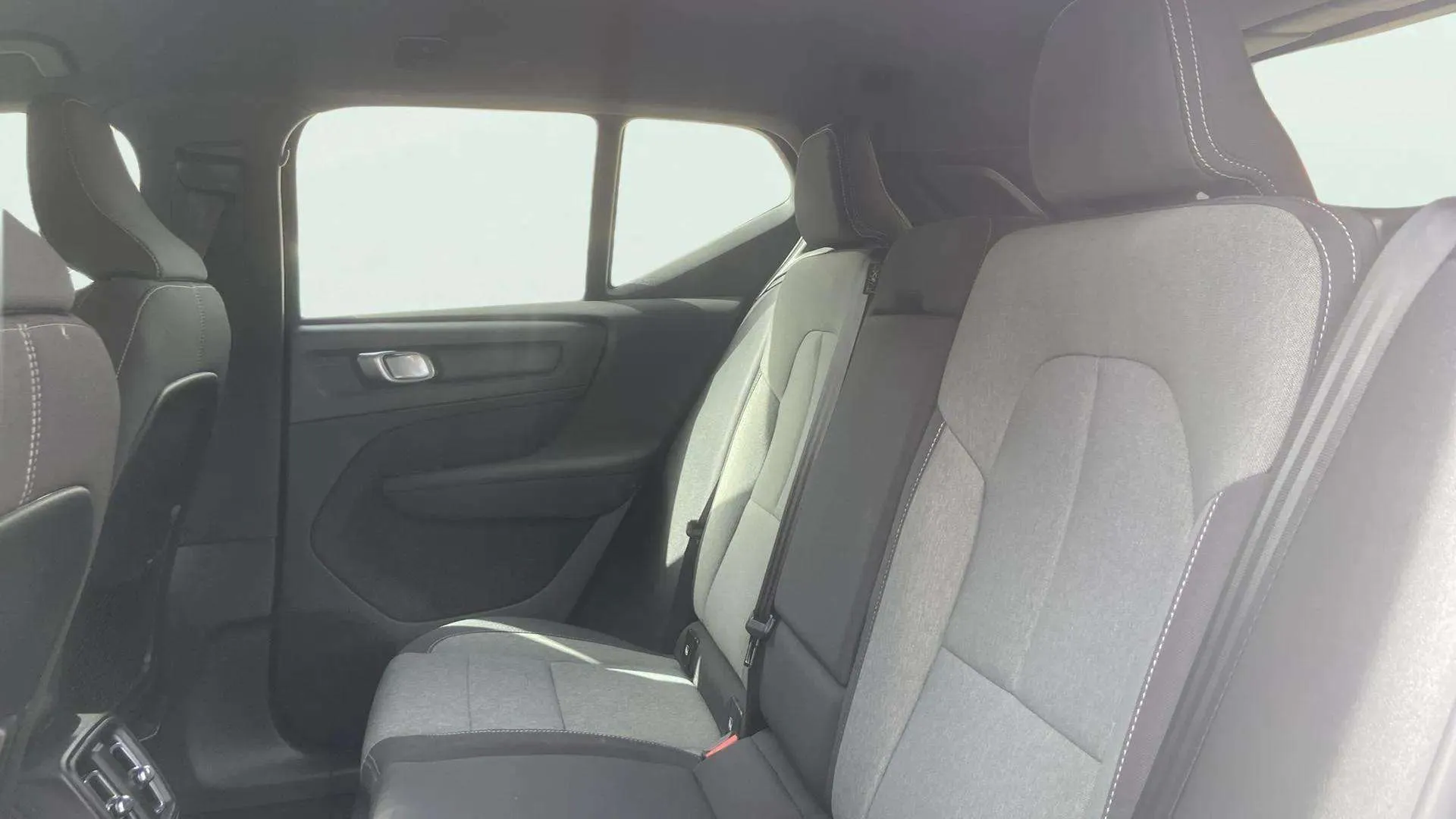 Volvo XC40 1.5 T5 Recharge PHEV Bright - foto 26