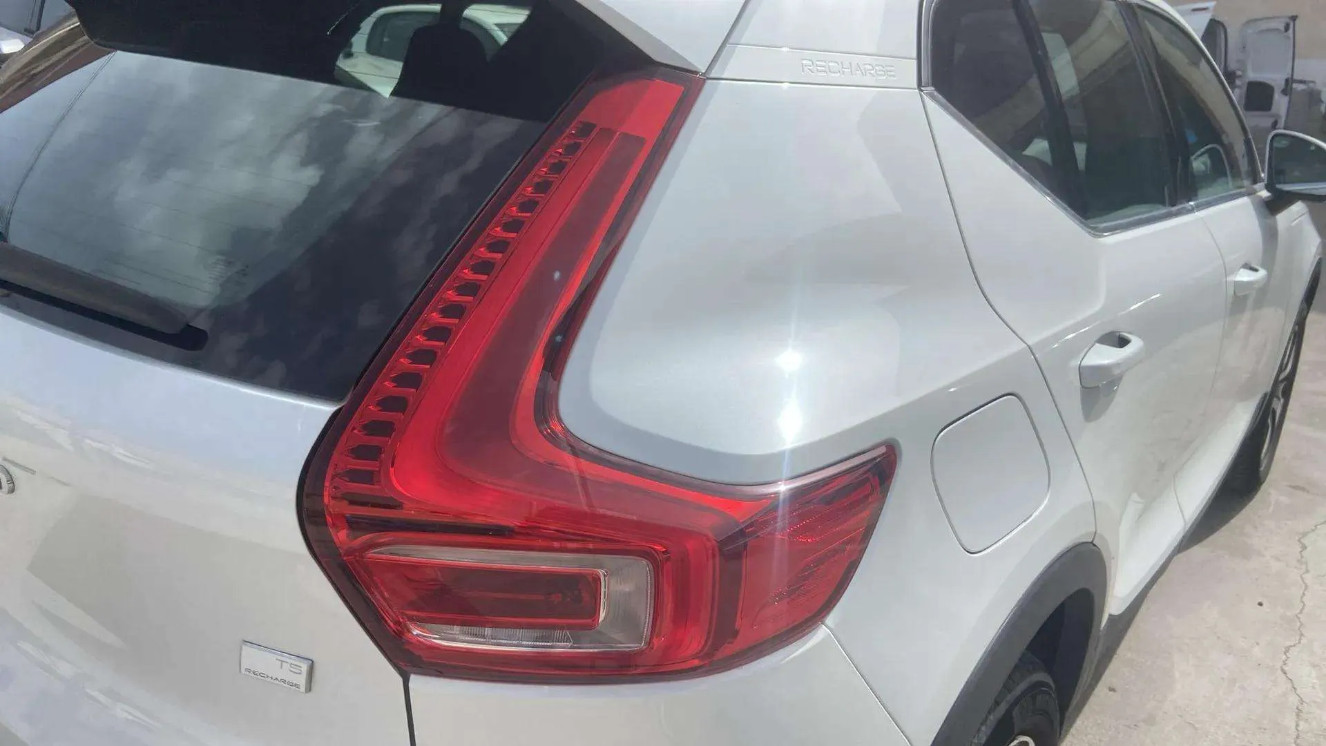 Volvo XC40 1.5 T5 Recharge PHEV Bright - foto 11