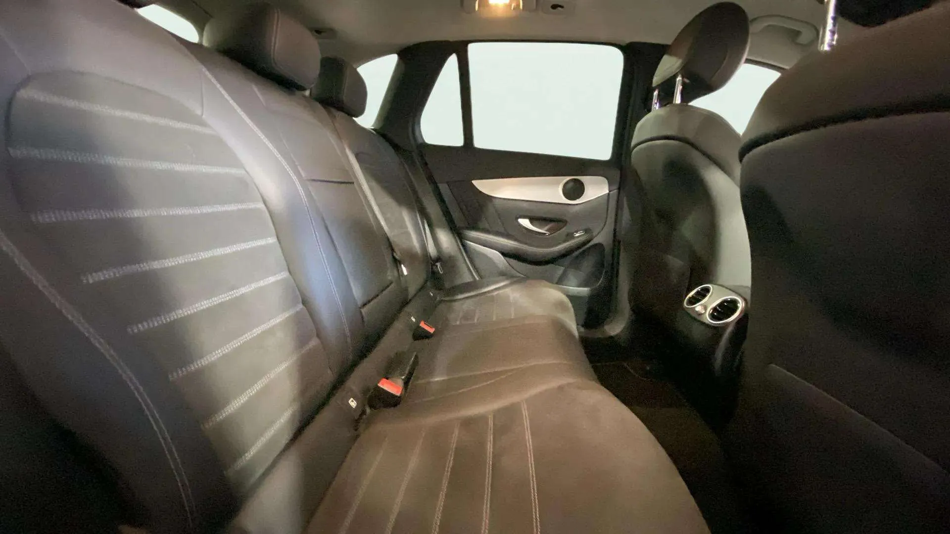 Mercedes-Benz GLC 220 d 4MATIC - foto 16