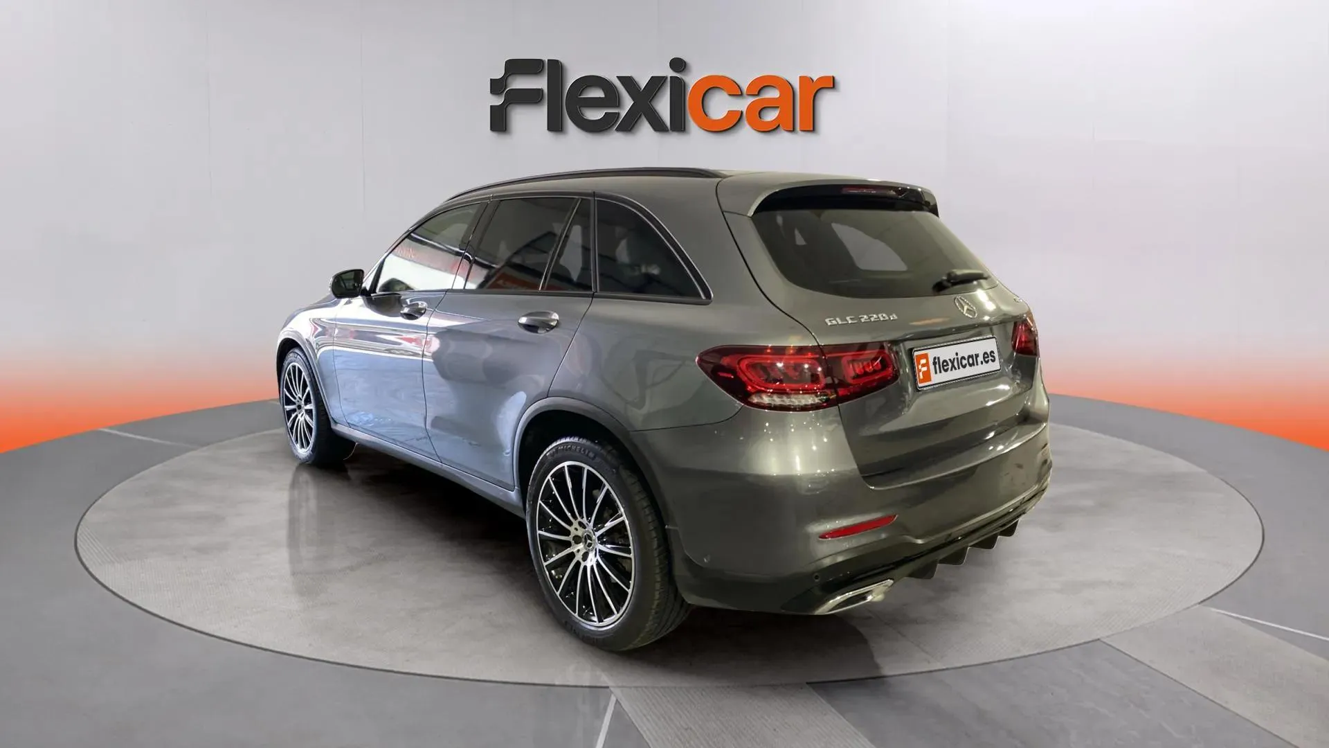 Mercedes-Benz GLC 220 d 4MATIC - foto 6