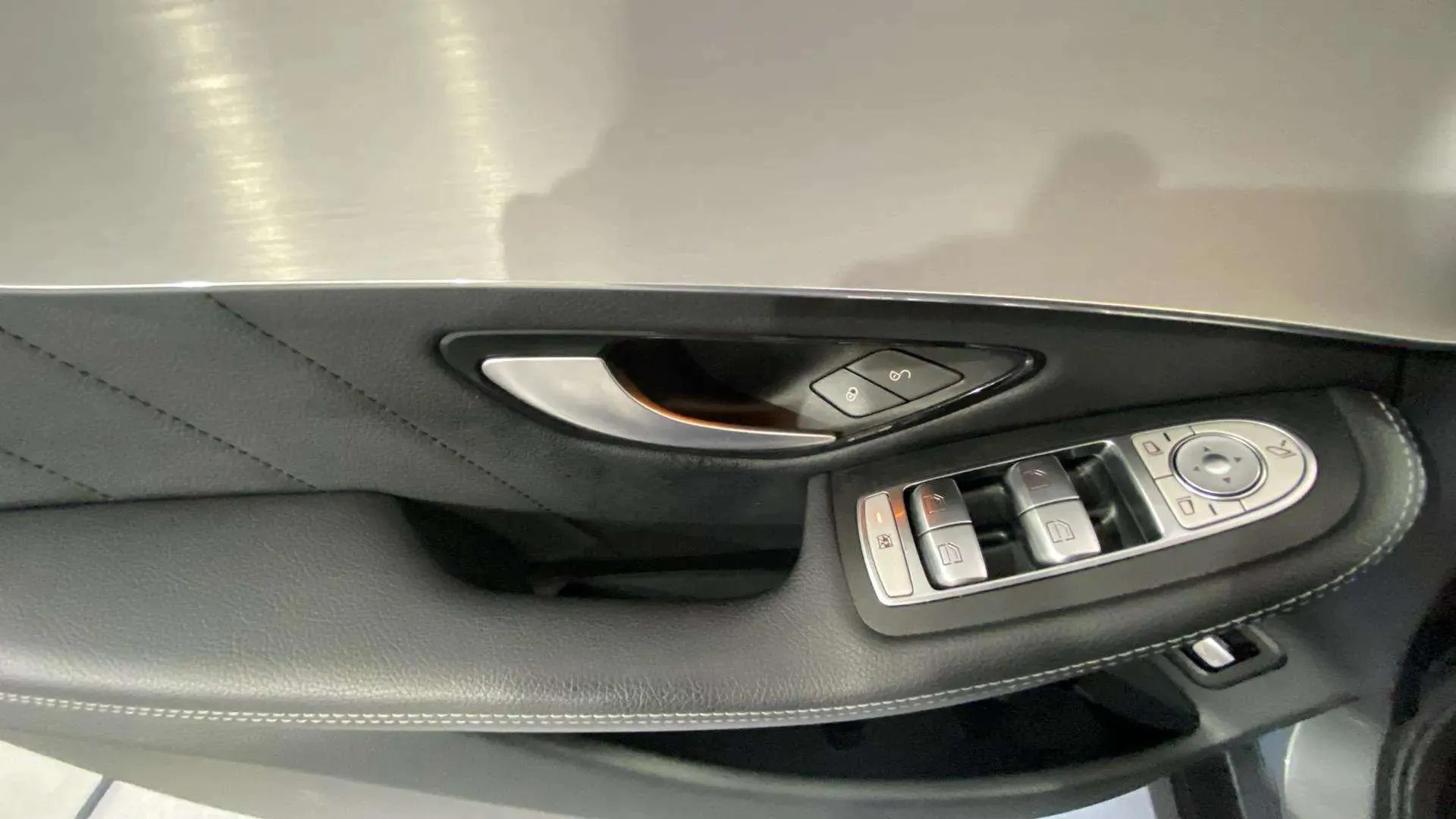 Mercedes-Benz GLC 220 d 4MATIC - foto 19