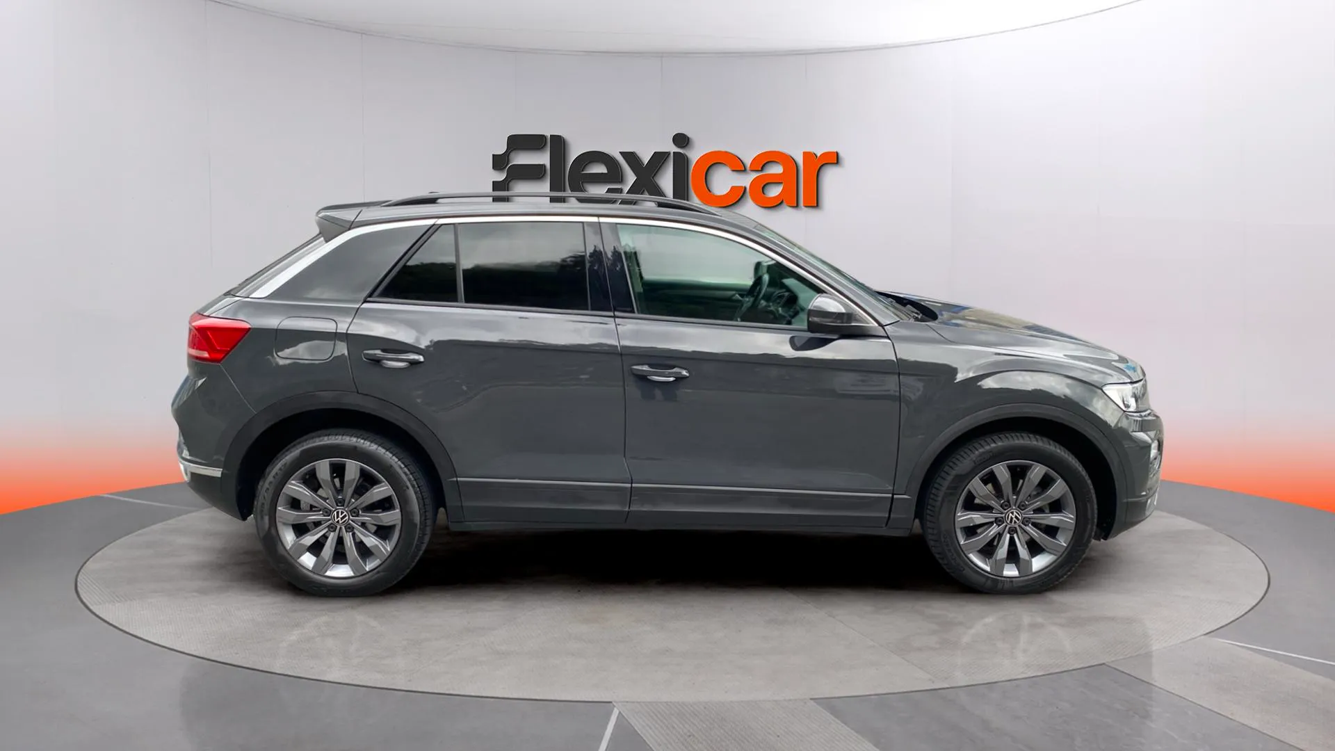 Volkswagen T-Roc Advance 1.0 TSI - foto 2