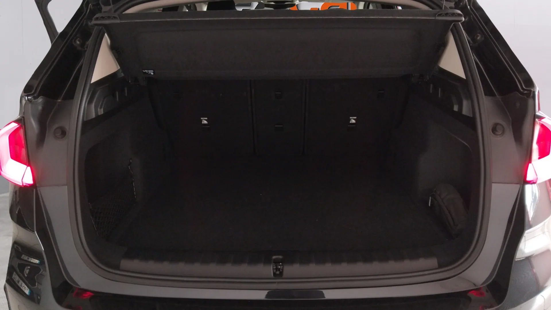 BMW X1 sDrive18d - foto 13