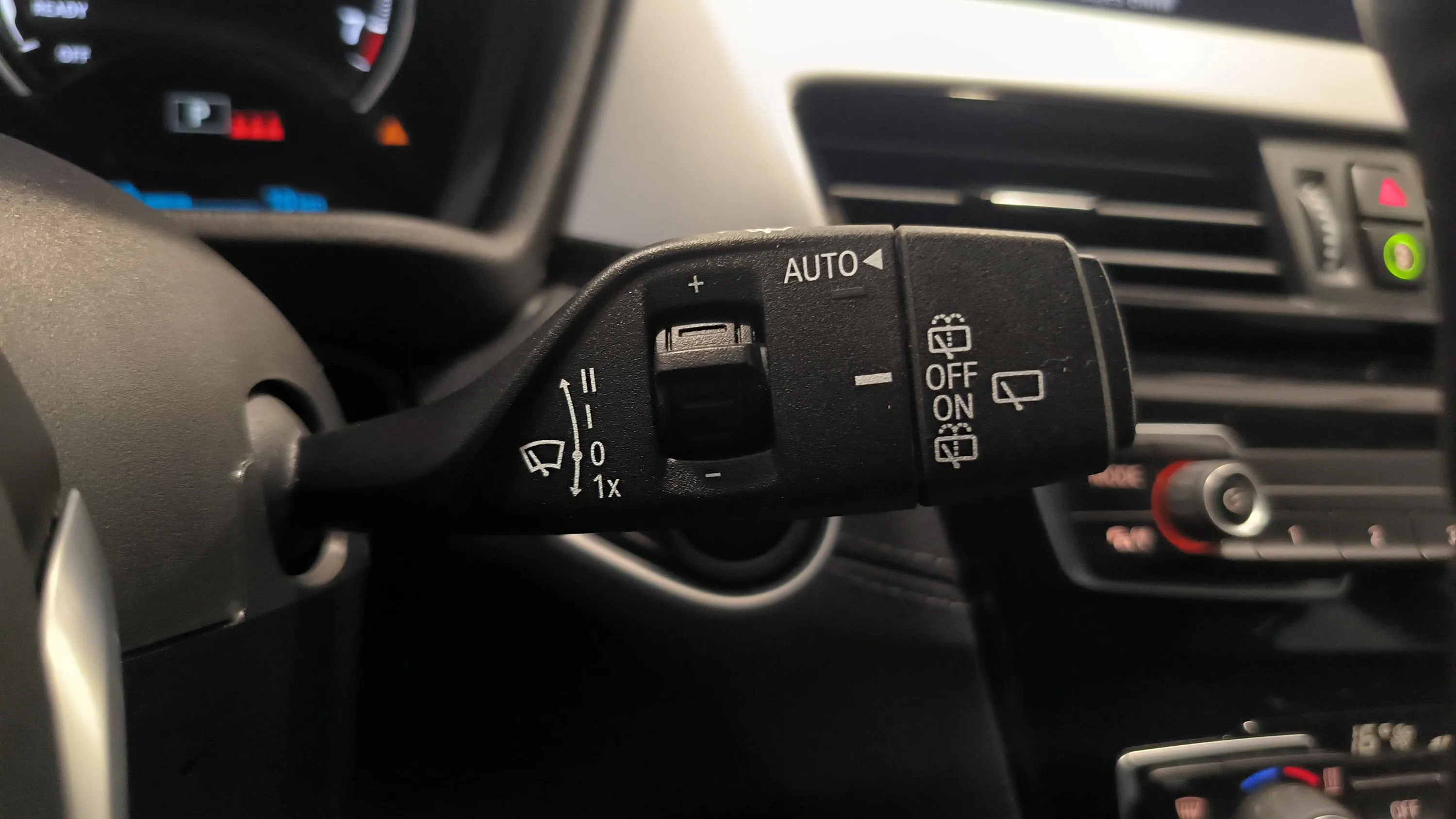 BMW X2 xDrive25e - foto 18