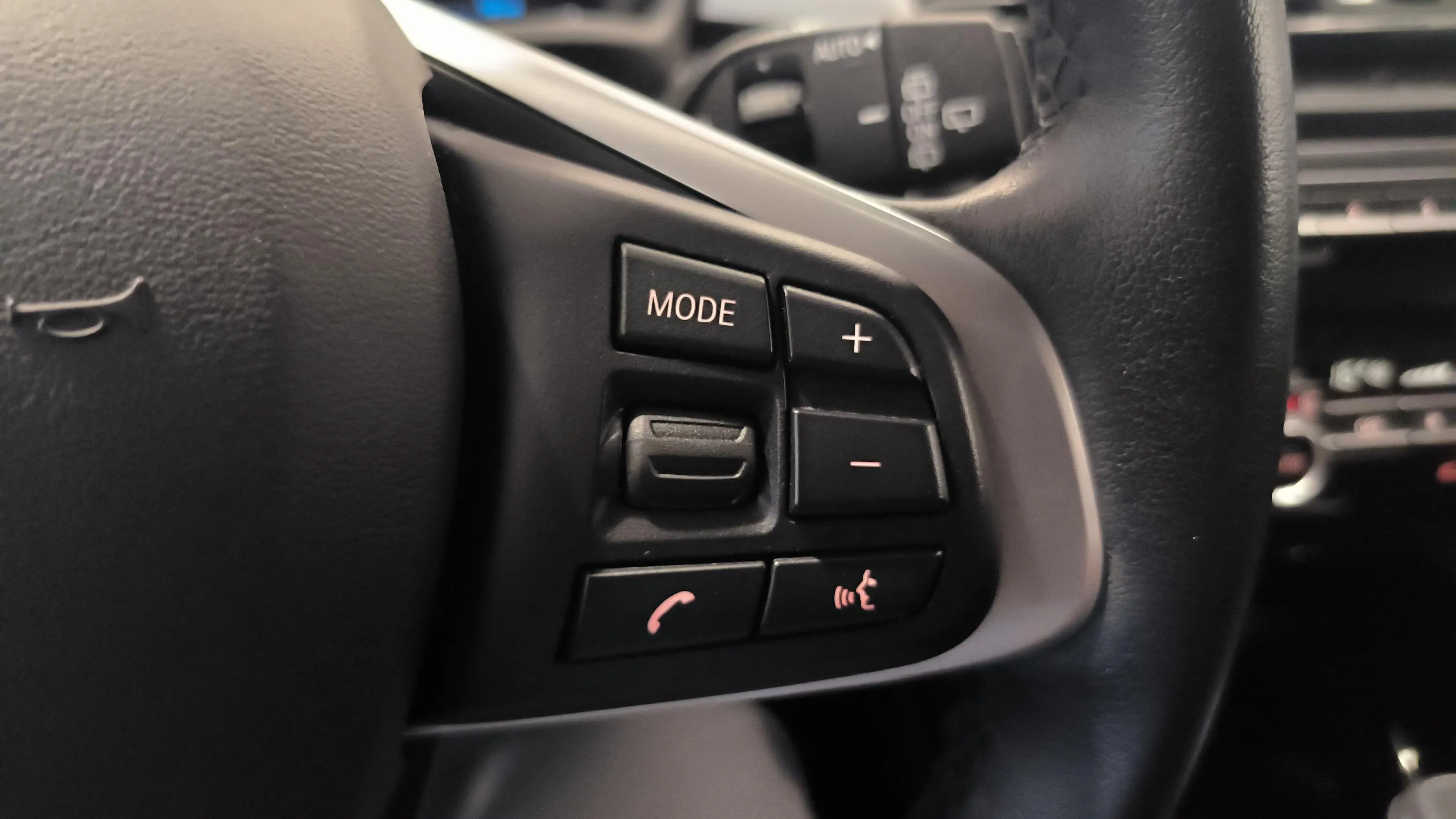 BMW X2 xDrive25e - foto 16