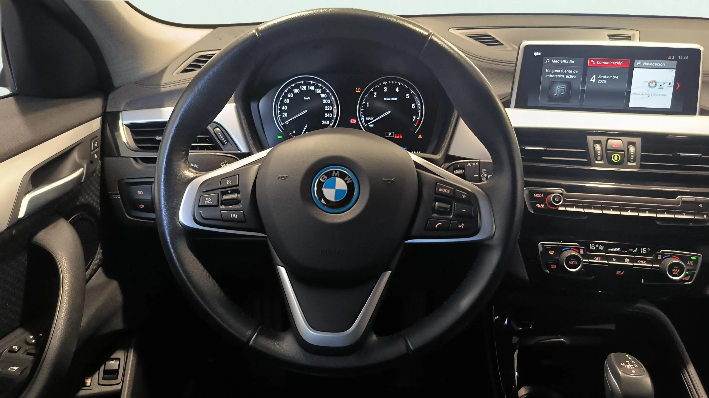 BMW X2 xDrive25e - foto 14