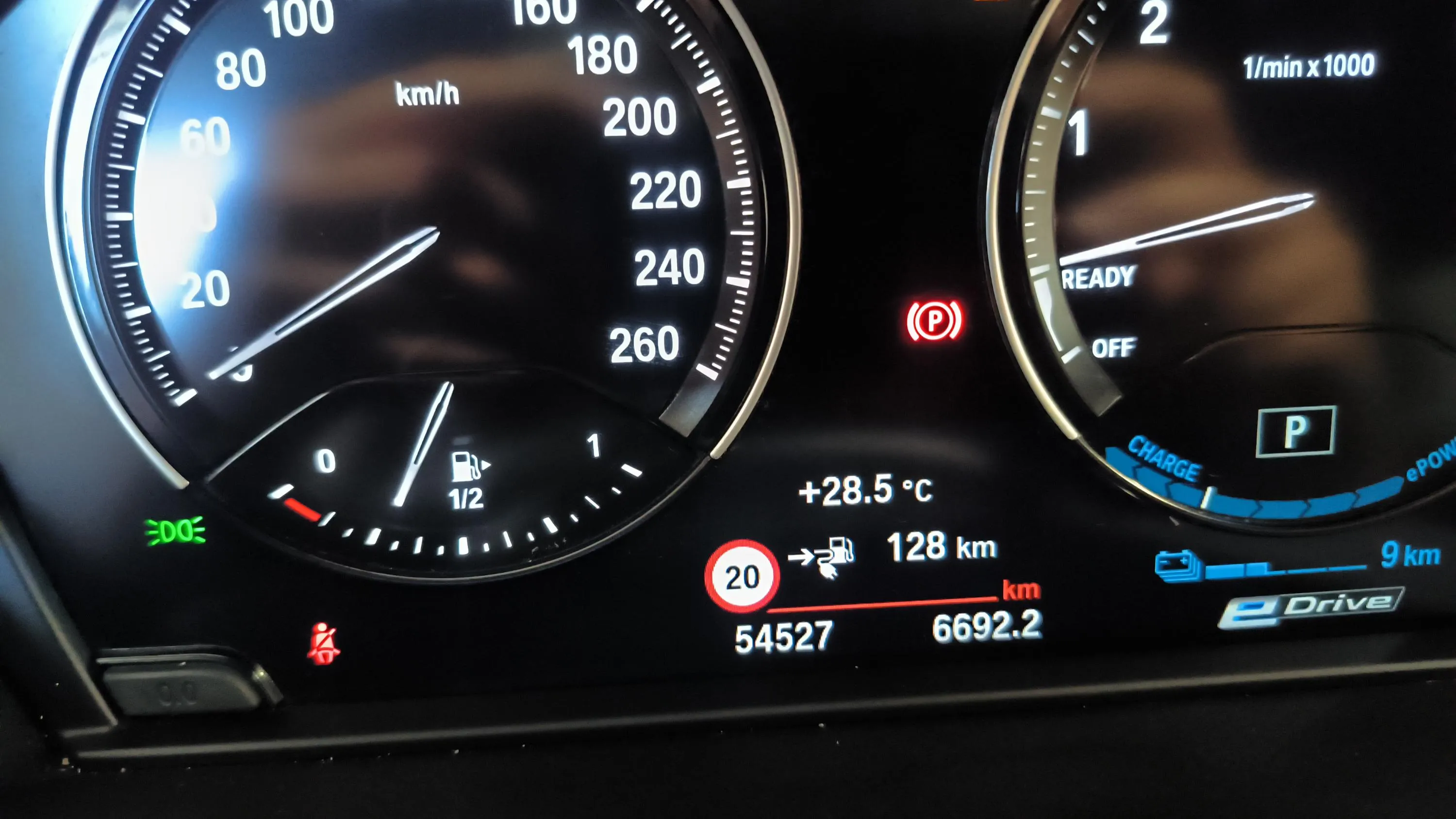 BMW X2 xDrive25e - foto 21