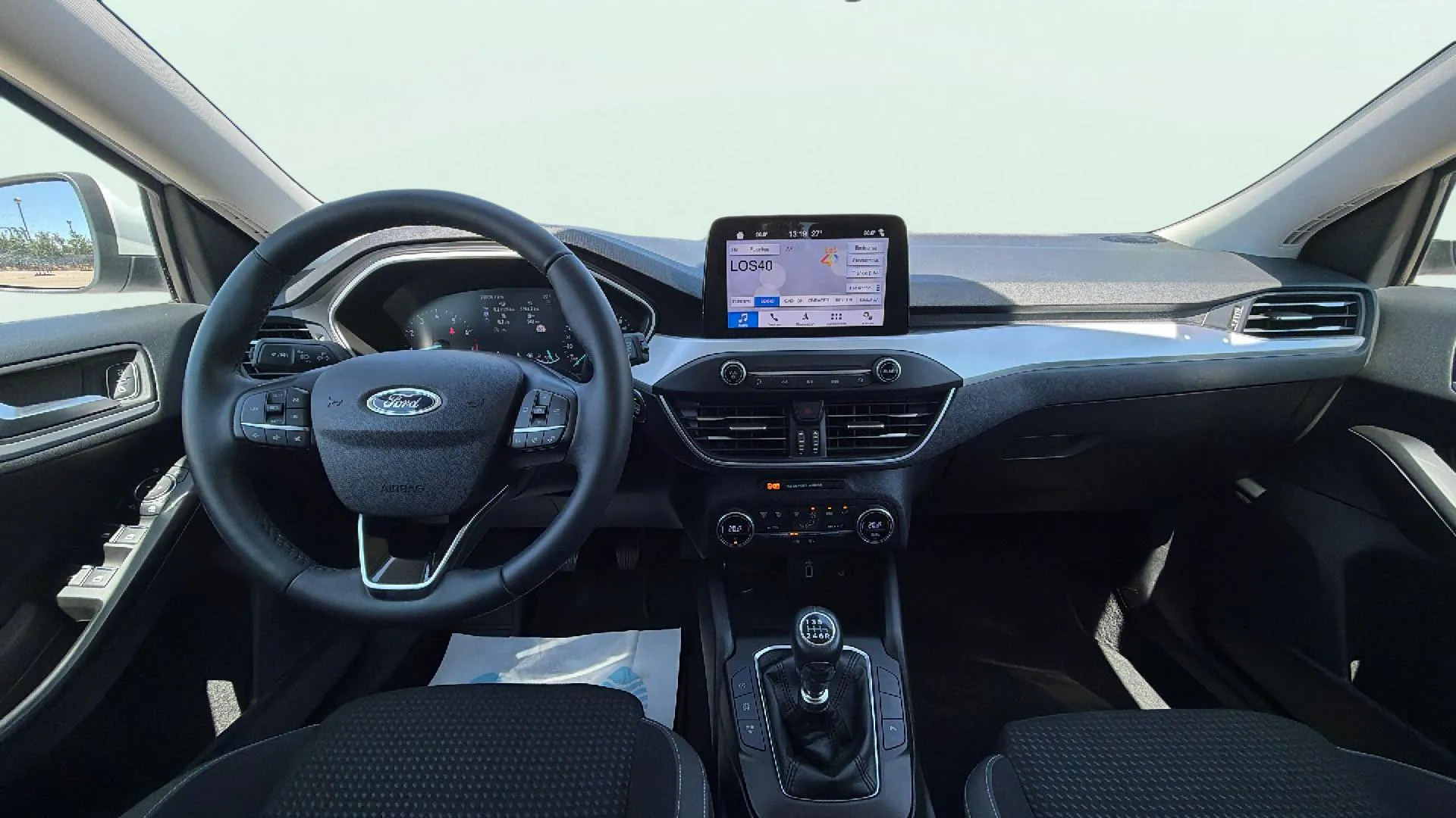 Ford Focus 1.0 EcoBoost Trend - foto 14