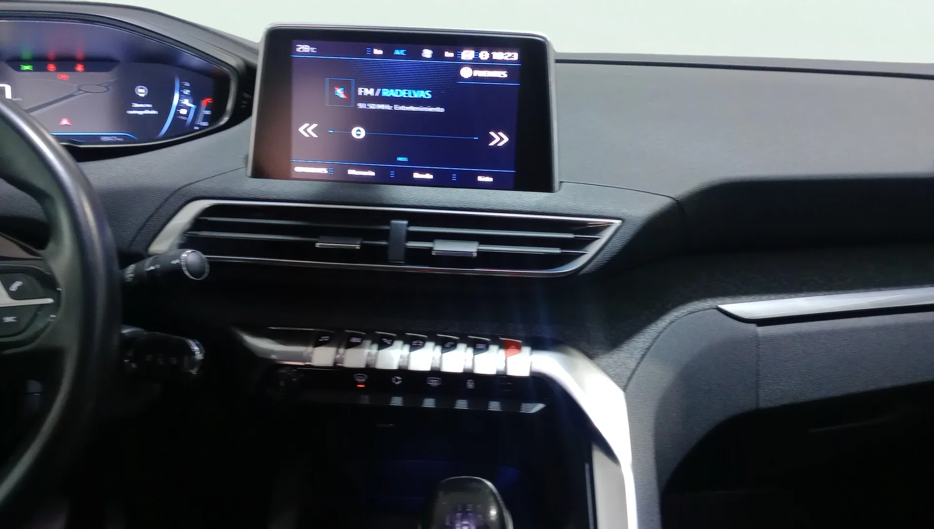 Peugeot 3008 1.2 PureTech Active - foto 11