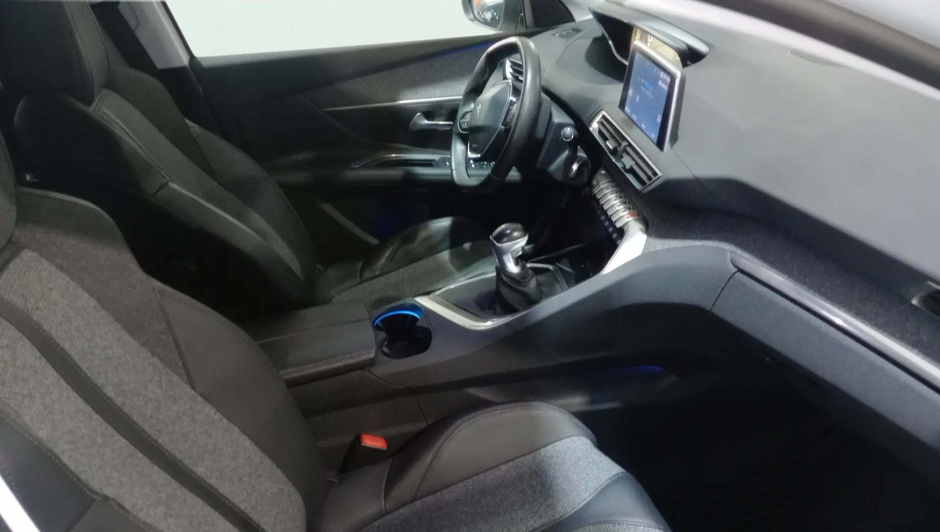 Peugeot 3008 1.2 PureTech Active - foto 7