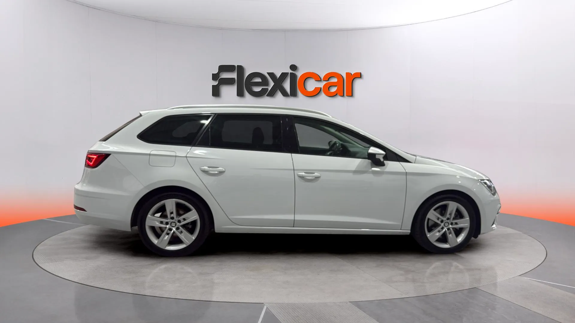 SEAT León ST 1.4 TSI ACT FR Plus - foto 8
