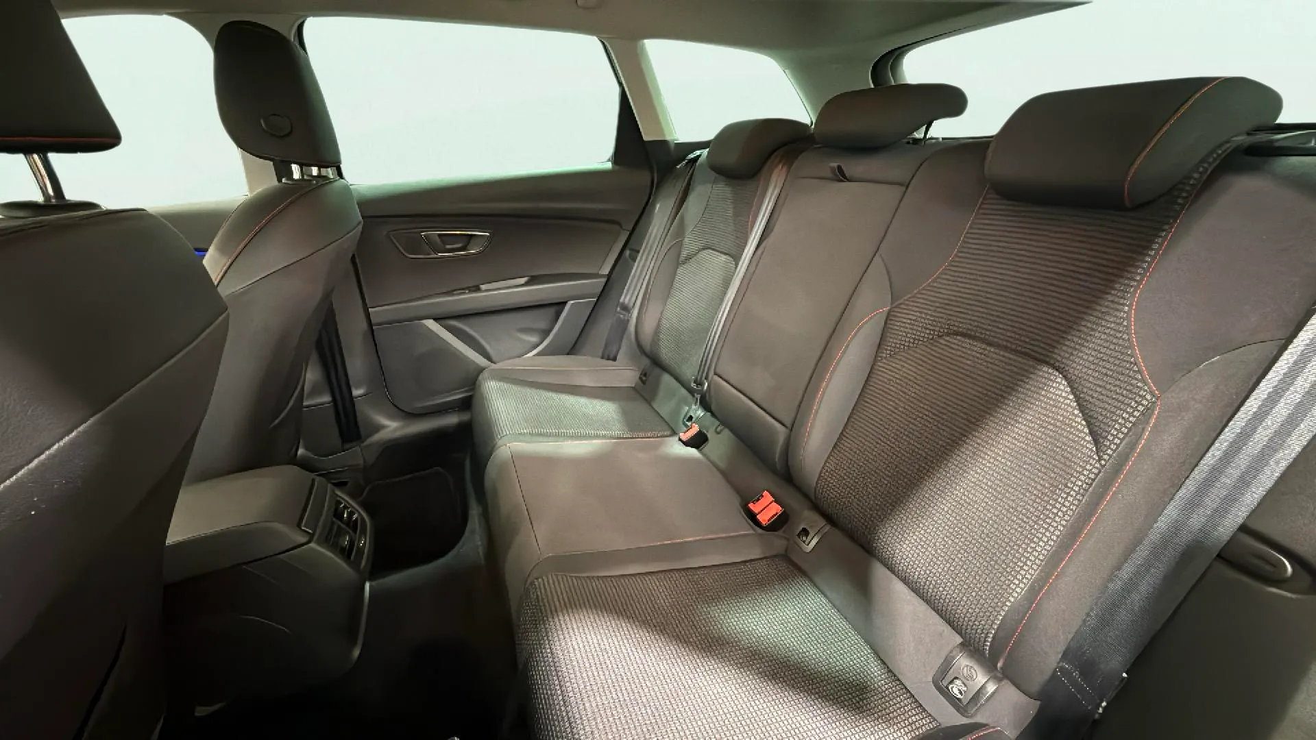 SEAT León ST 1.4 TSI ACT FR Plus - foto 13