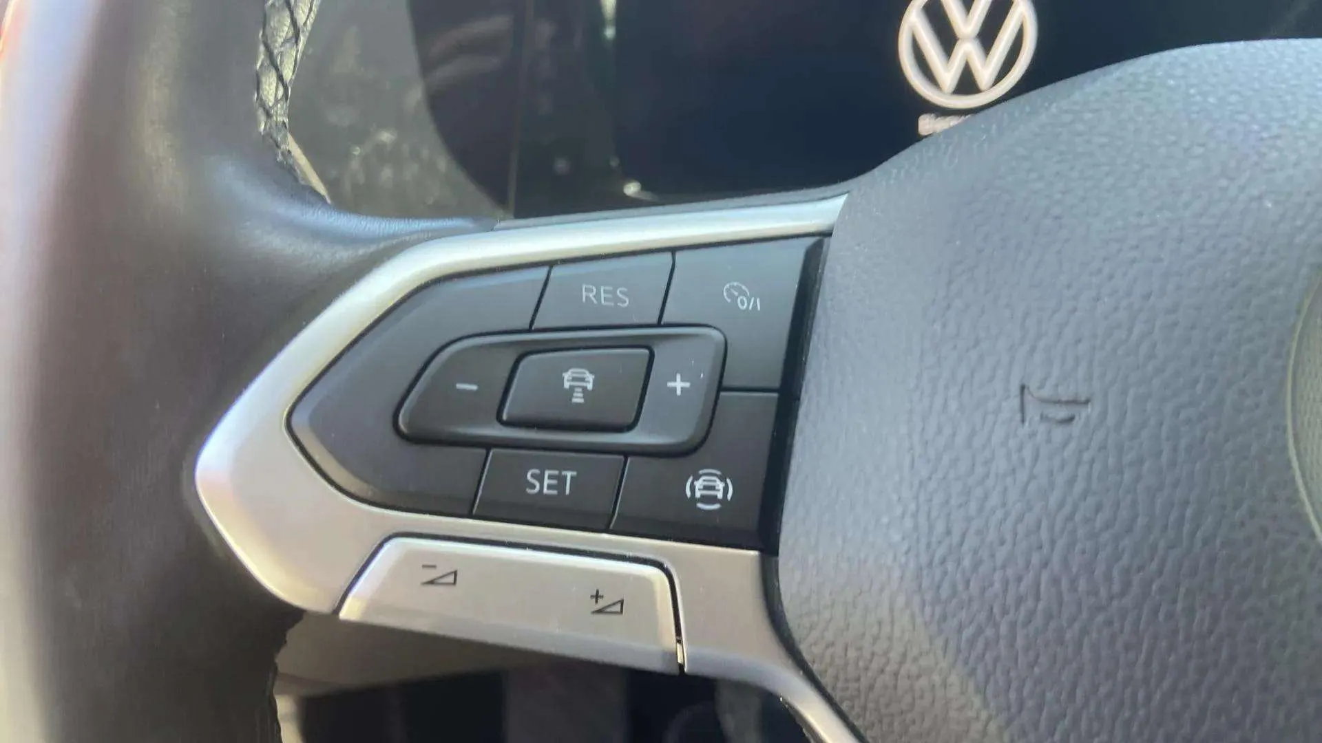 Volkswagen Golf Life 2.0 TDI Variant - foto 14