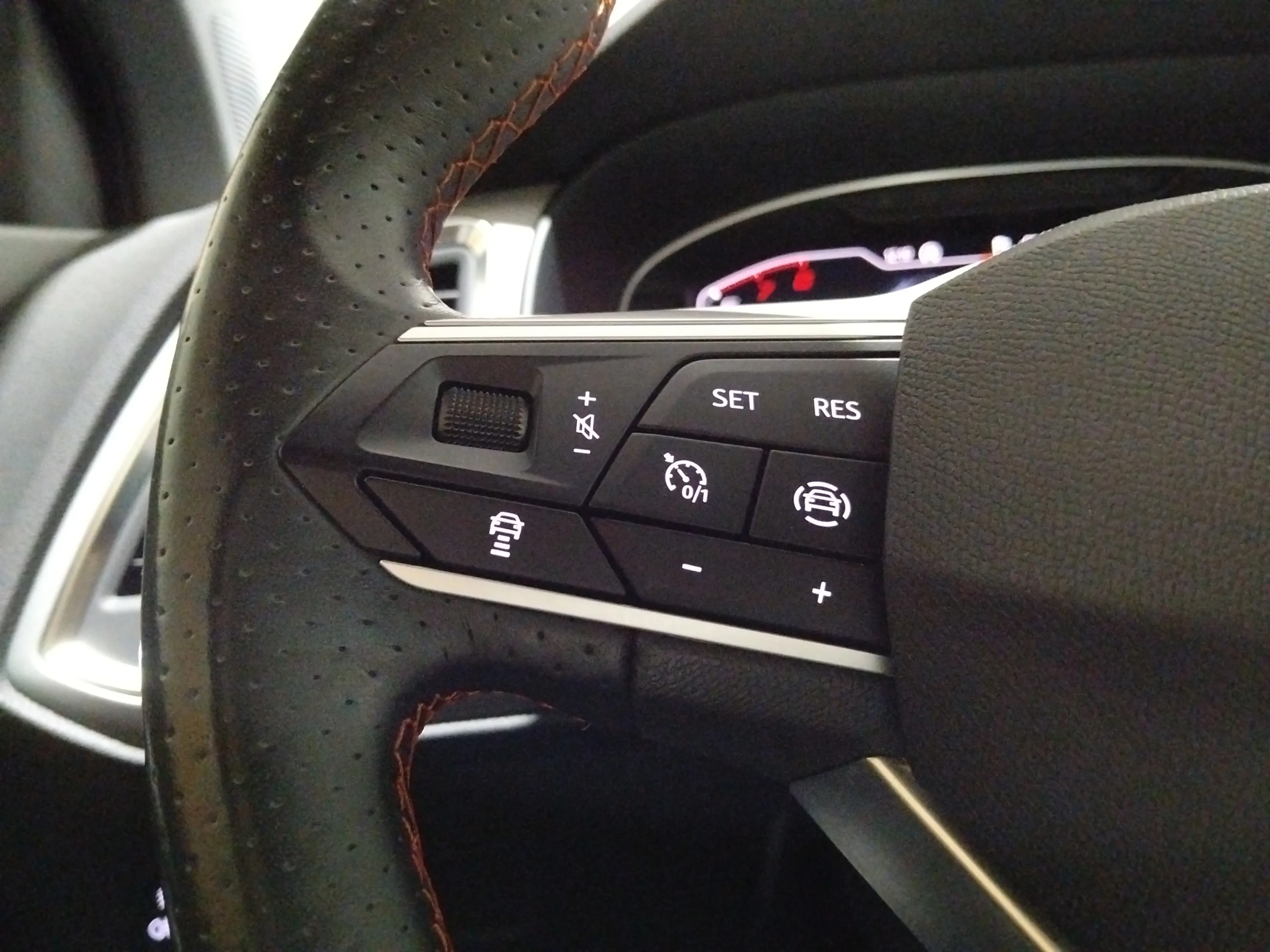 SEAT Ateca 1.5 TSI DSG FR Go - foto 24