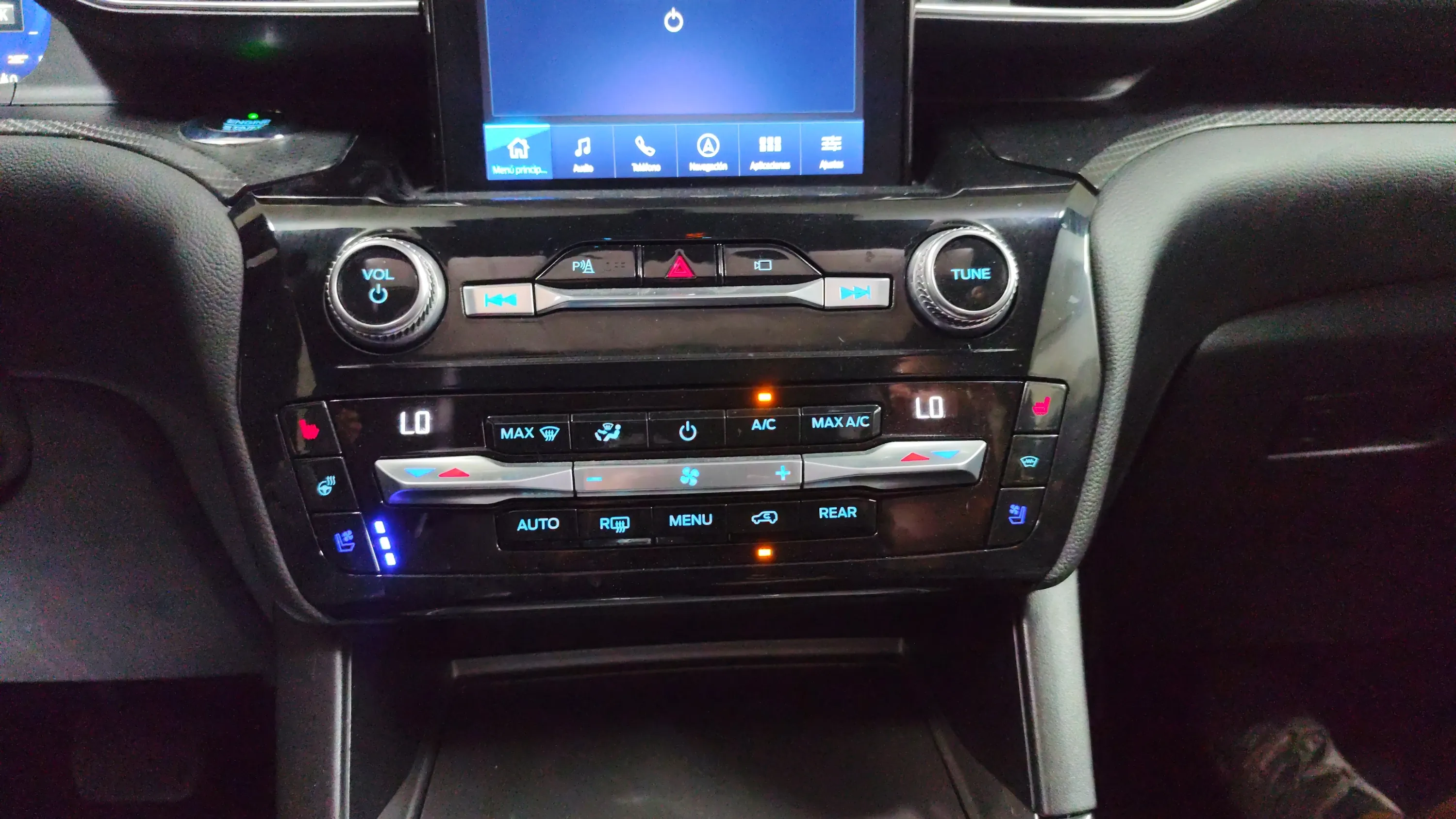 Ford Explorer 3.0 PHEV AWD ST Line - foto 14