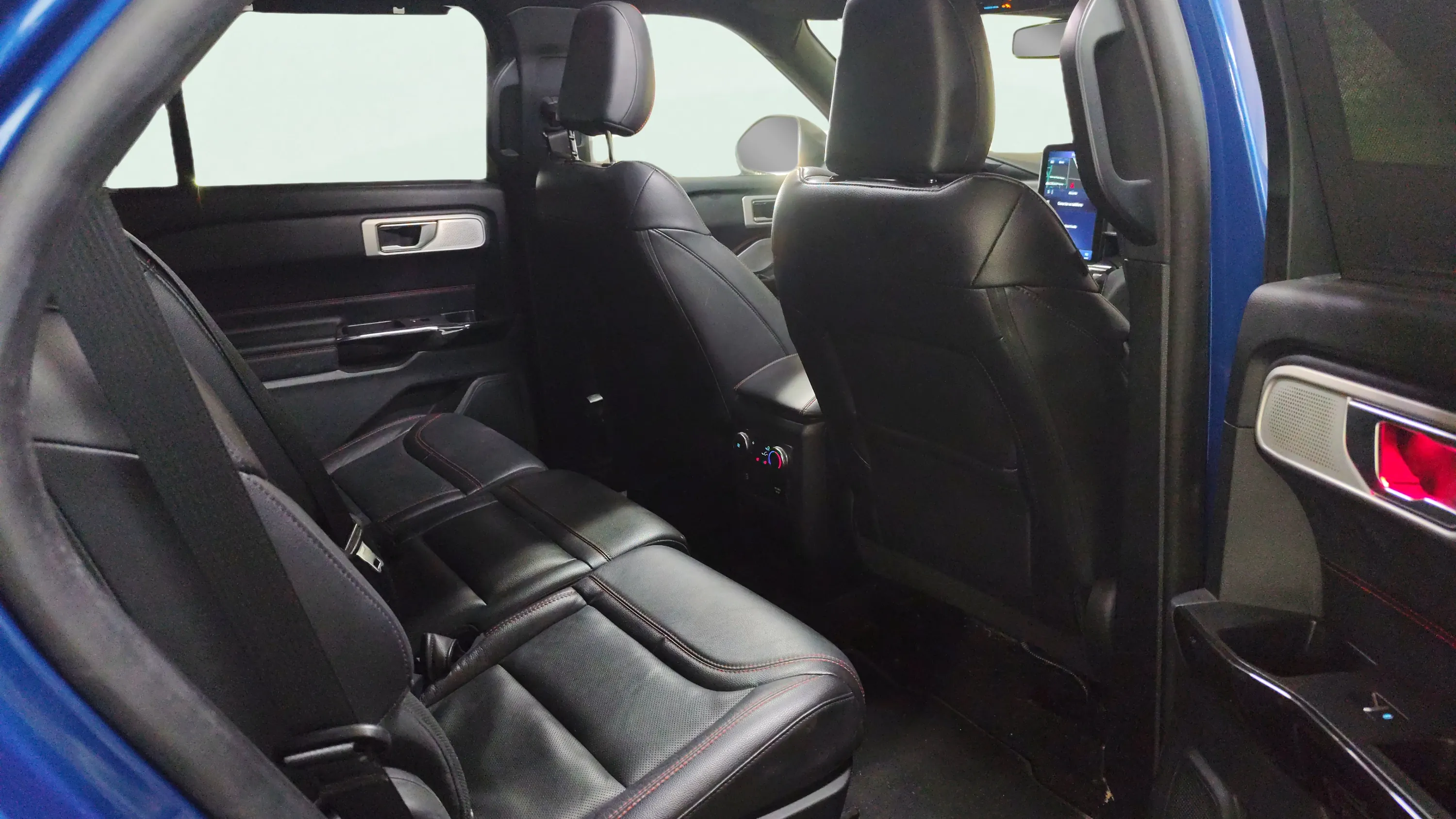 Ford Explorer 3.0 PHEV AWD ST Line - foto 21