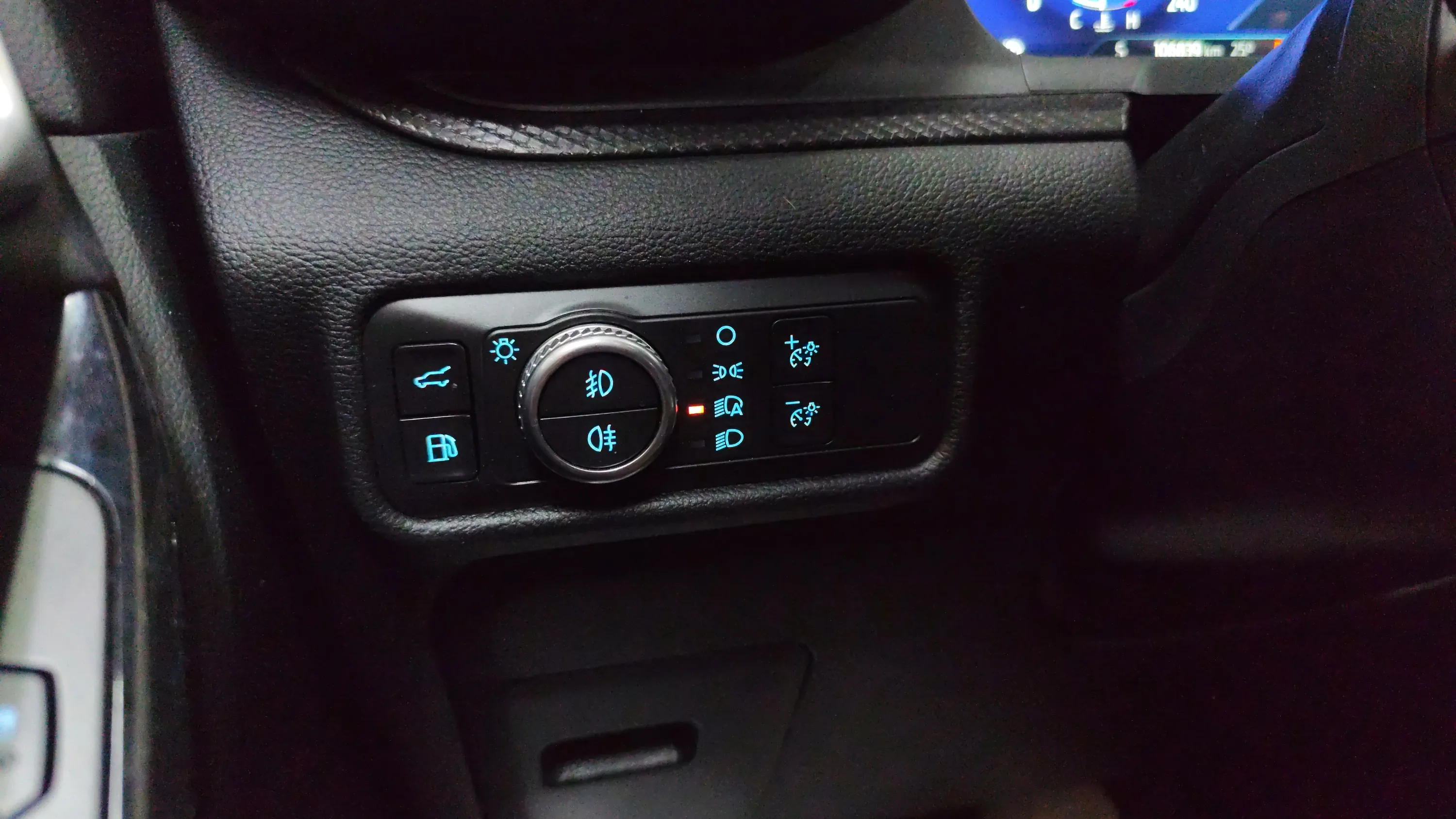 Ford Explorer 3.0 PHEV AWD ST Line - foto 19