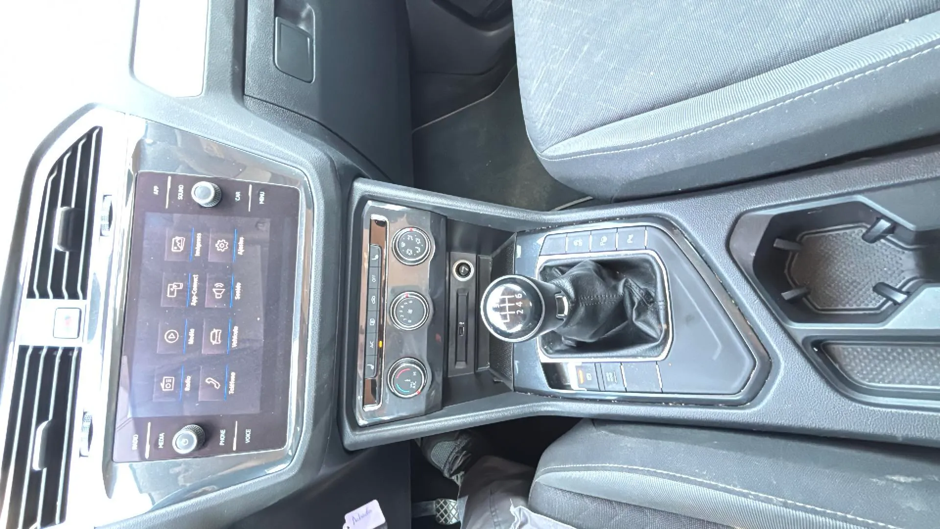 Volkswagen Tiguan Edition 1.5 TSI - foto 19