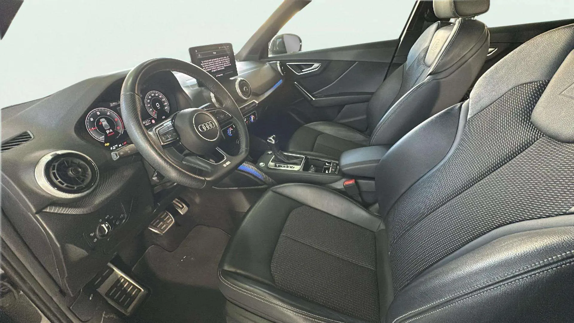 Audi Q2 S line 30 TDI - foto 21