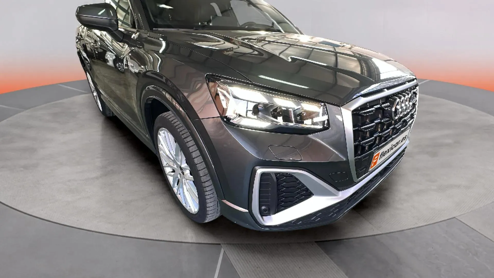 Audi Q2 S line 30 TDI - foto 2