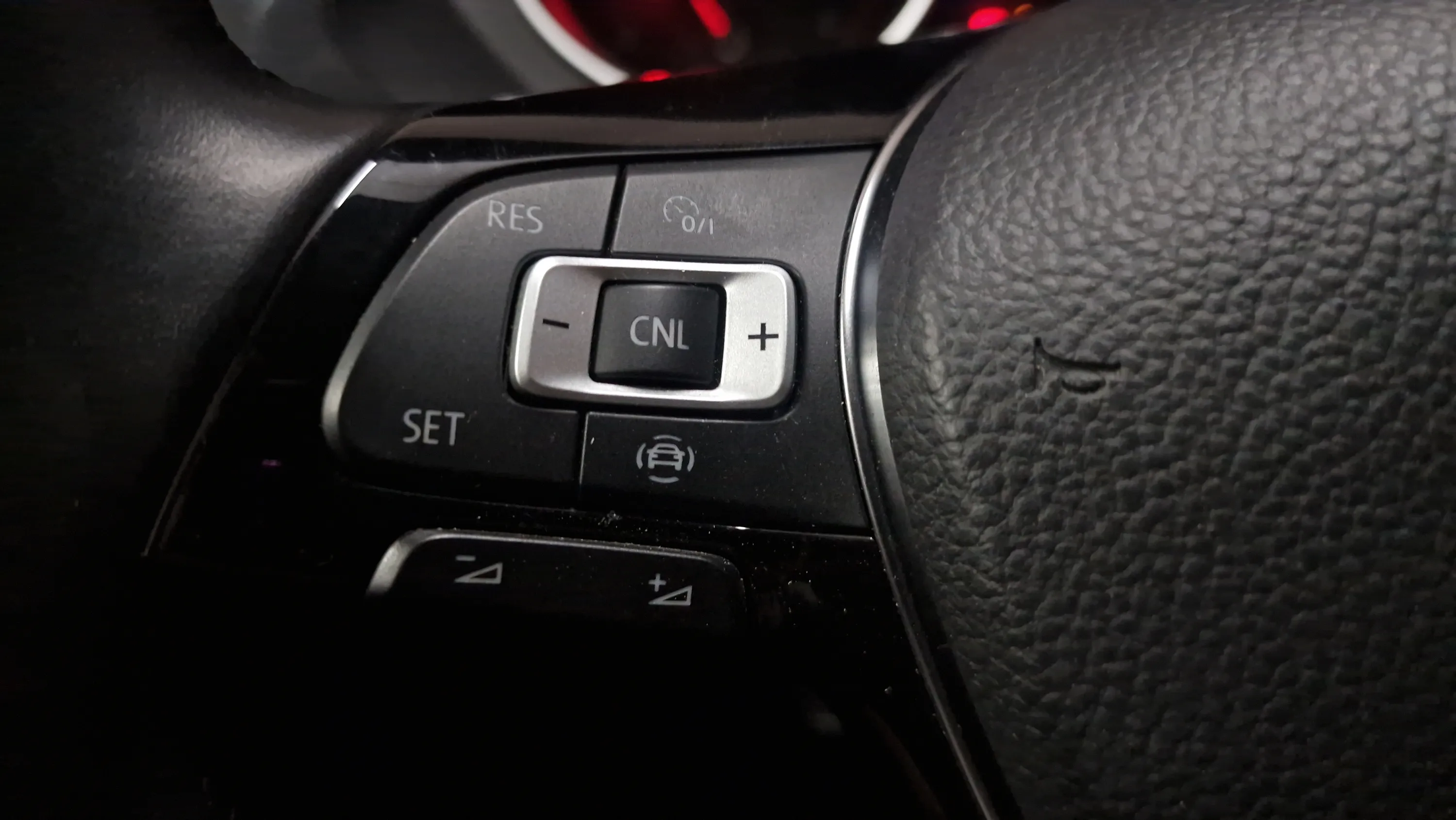 Volkswagen Tiguan Edition 2.0 TDI - foto 14