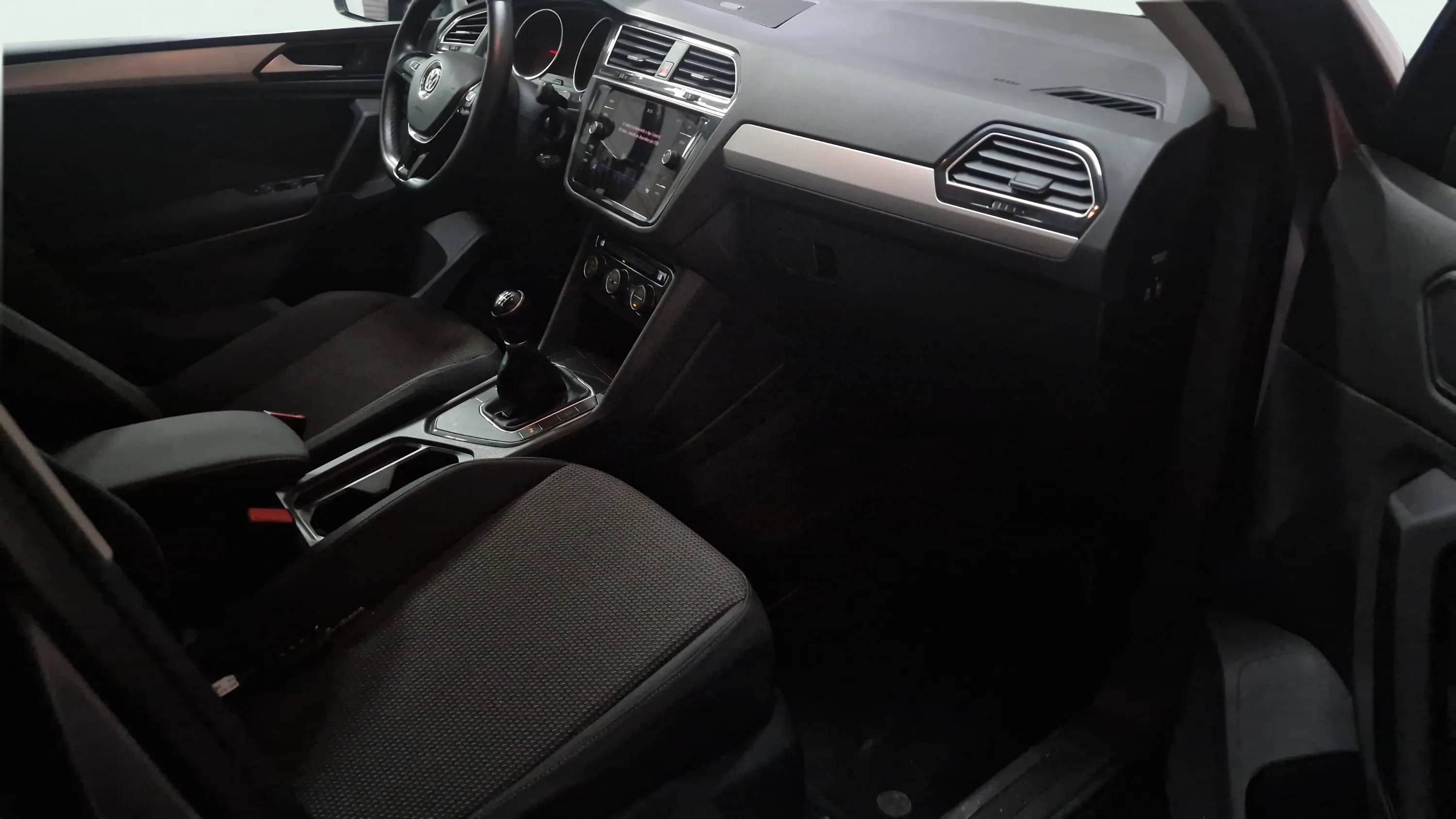 Volkswagen Tiguan Edition 2.0 TDI - foto 20