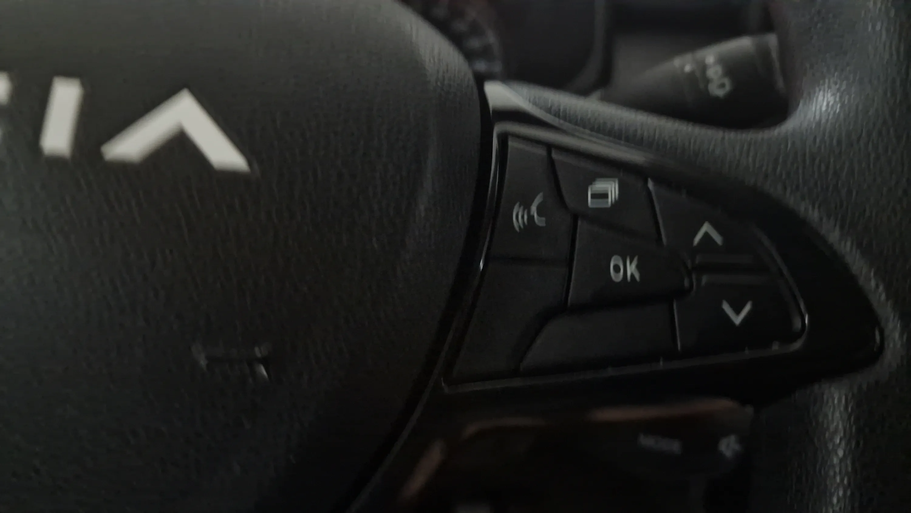 Dacia Sandero Expression TCe - foto 18